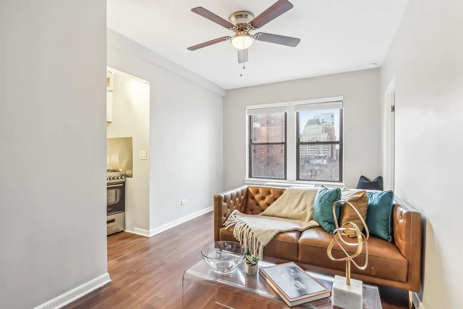 1140 N La Salle Dr, , 60610, USA 60610-unit#0412-Chicago-IL