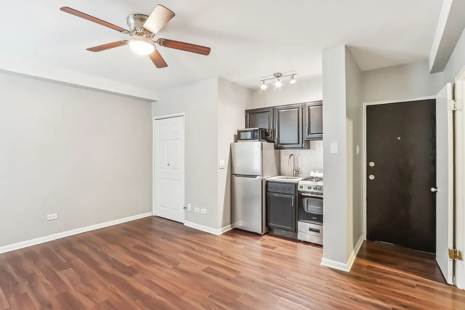 1140 N La Salle Dr, , 60610, USA 60610-unit#0412-Chicago-IL