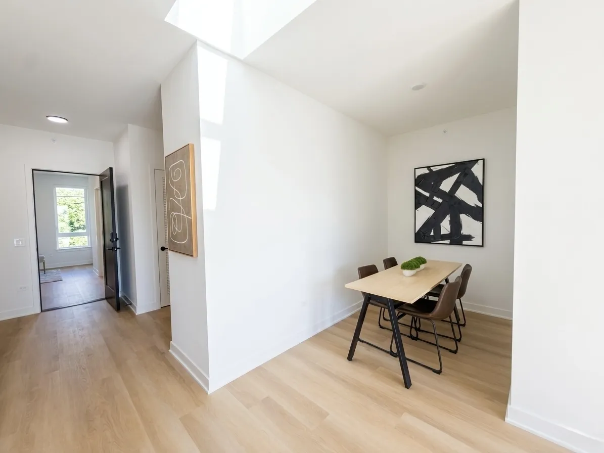 1100 W Grand Ave, , 60642, USA 60642-unit#208-Chicago-IL