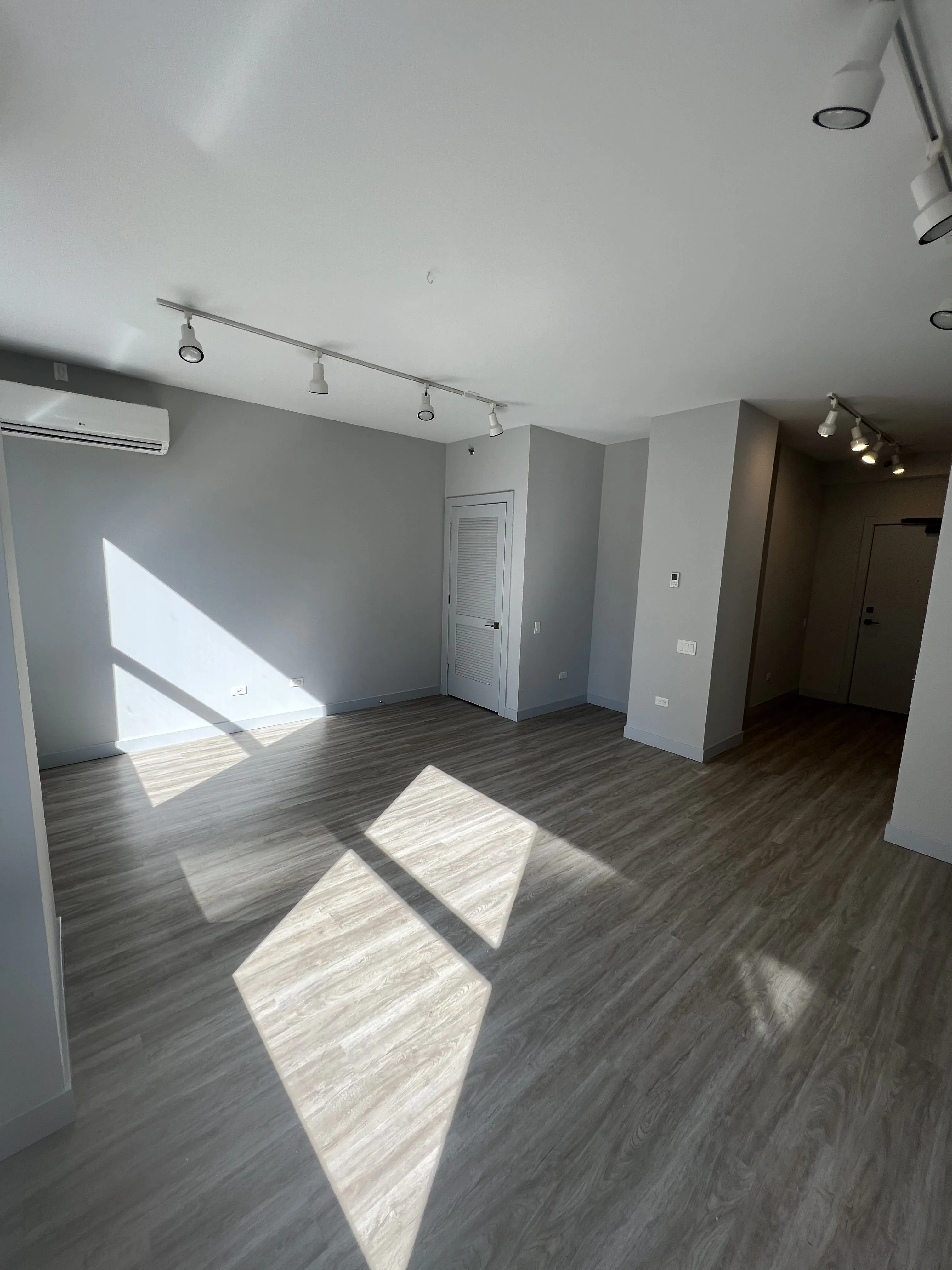 330 S Wells St, , 60606, USA 60606-unit#1212-Chicago-IL