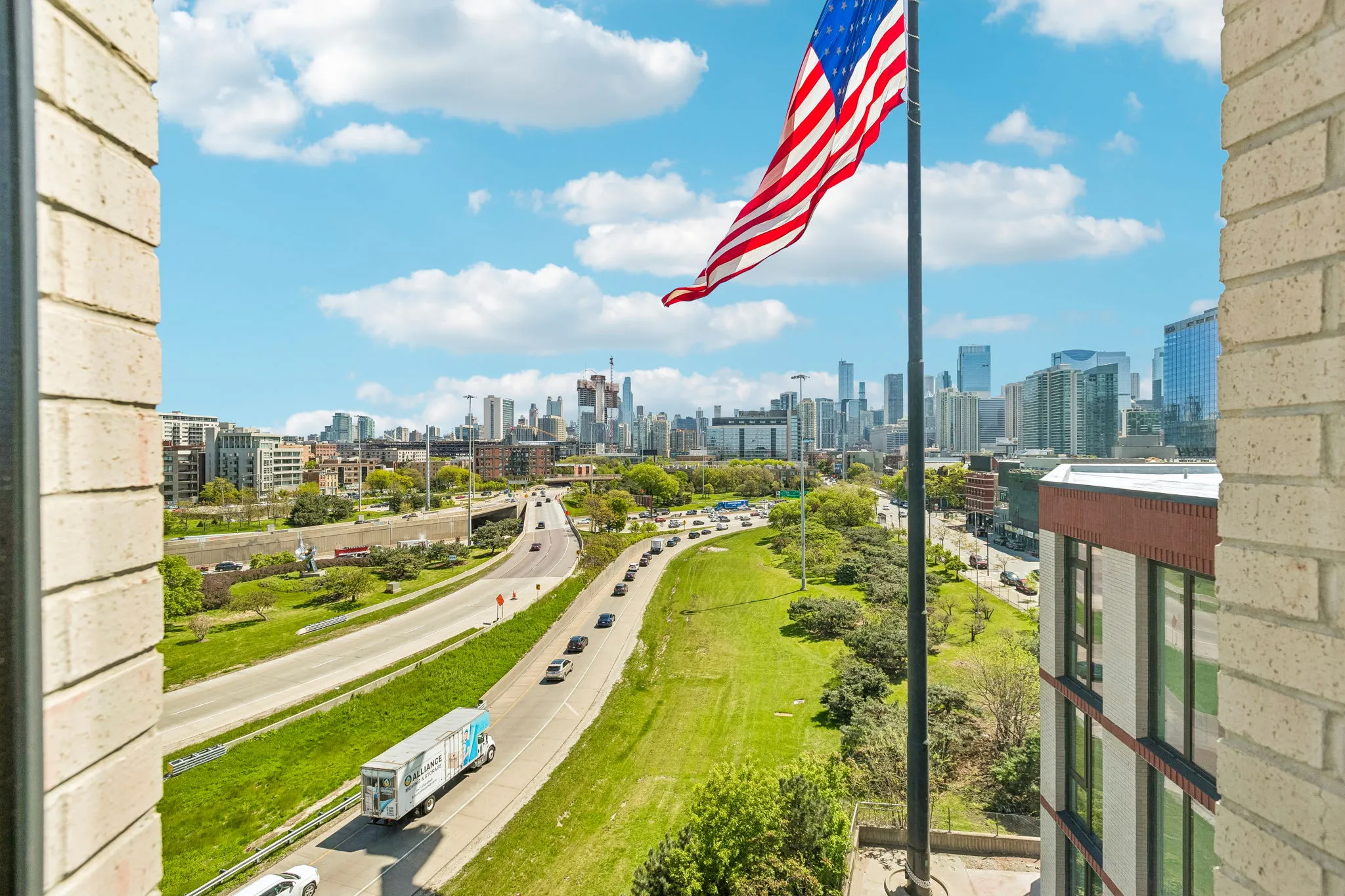 1100 W Grand Ave, , 60642, USA 60642-unit#406-Chicago-IL