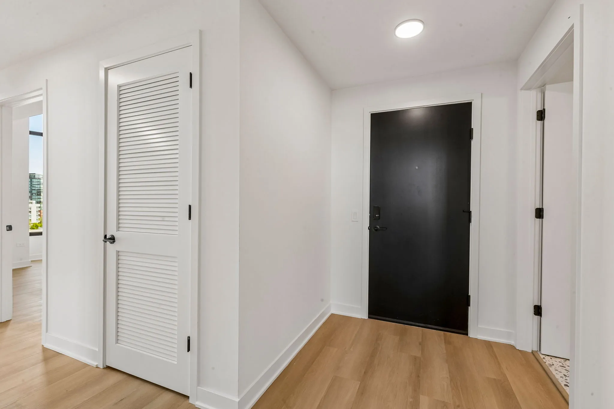 1100 W Grand Ave, , 60642, USA 60642-unit#719-Chicago-IL