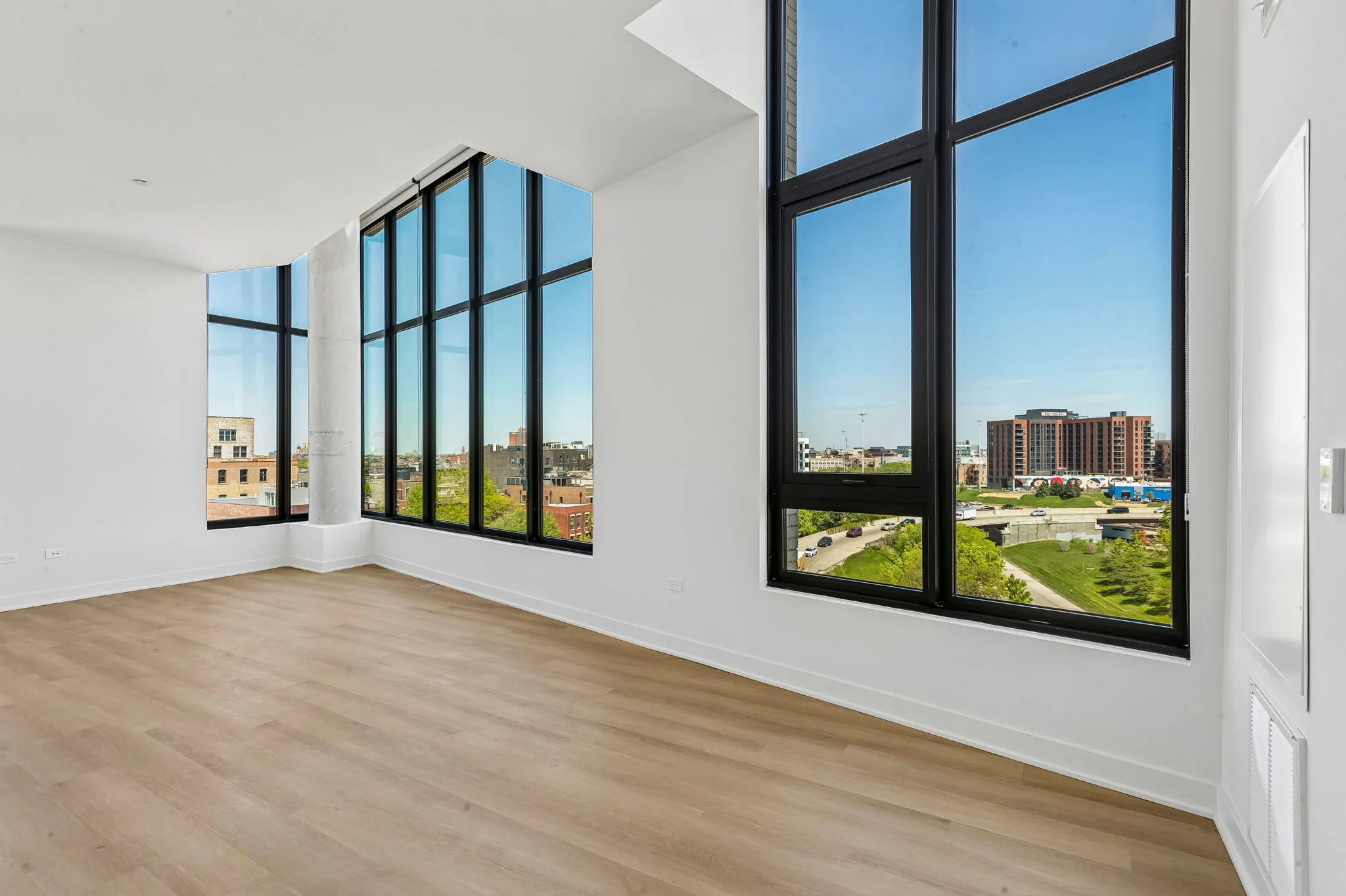 1100 W Grand Ave, , 60642, USA 60642-unit#719-Chicago-IL