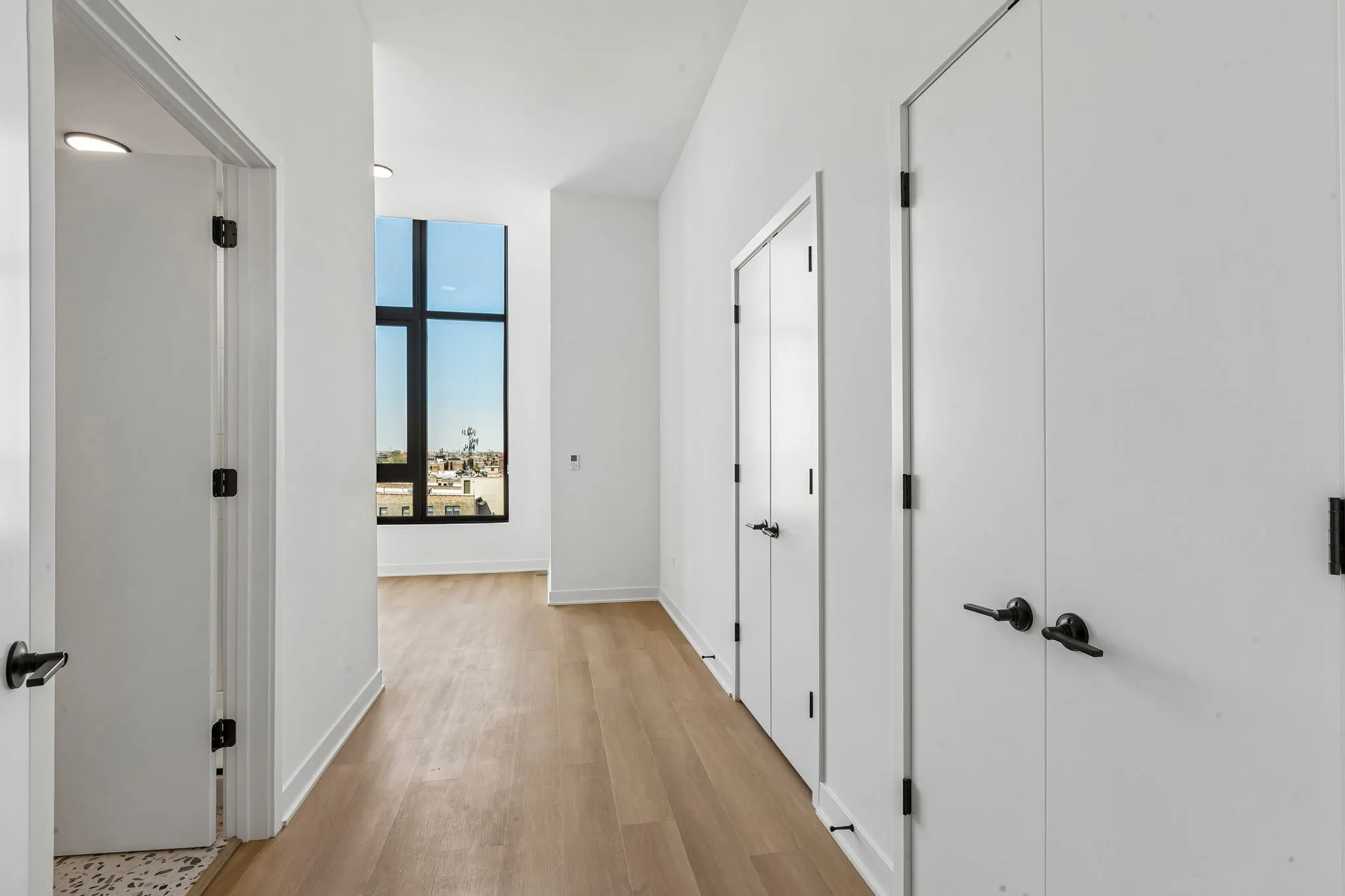 1100 W Grand Ave, ,  60642, USA 60642-unit#419-Chicago-IL