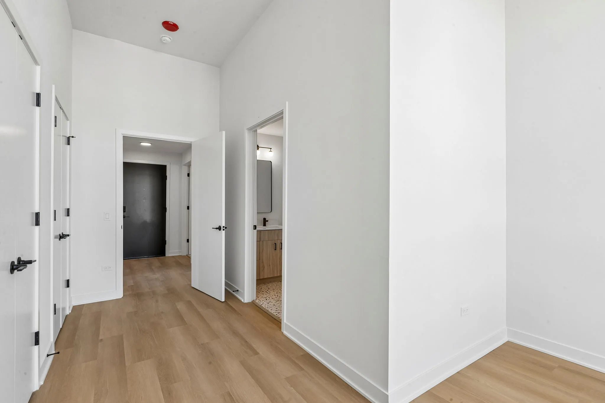 1100 W Grand Ave, ,  60642, USA 60642-unit#419-Chicago-IL