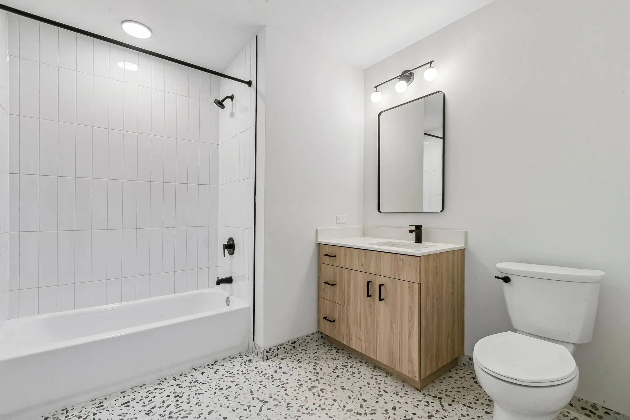 1100 W Grand Ave, ,  60642, USA 60642-unit#419-Chicago-IL
