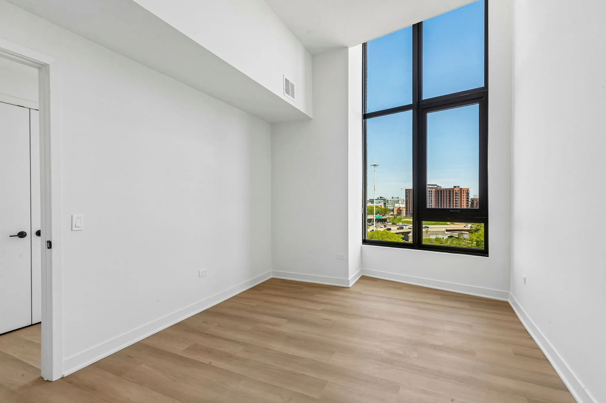 1100 W Grand Ave, , 60642, USA 60642-unit#719-Chicago-IL
