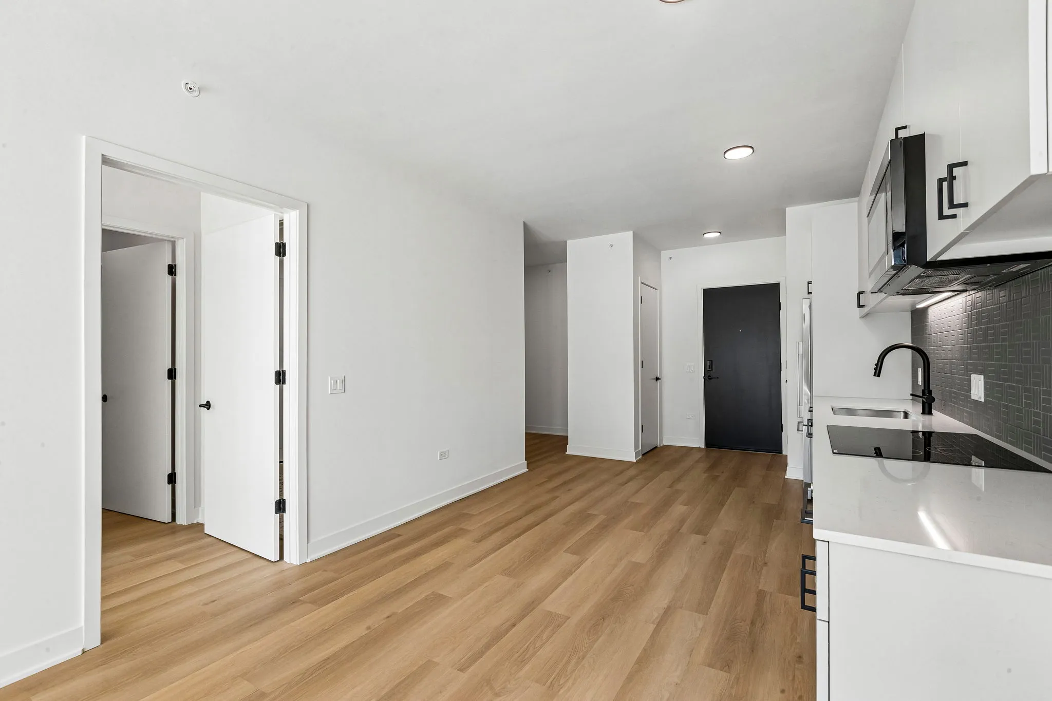 1100 W Grand Ave, , 60642, USA 60642-unit#610-Chicago-IL
