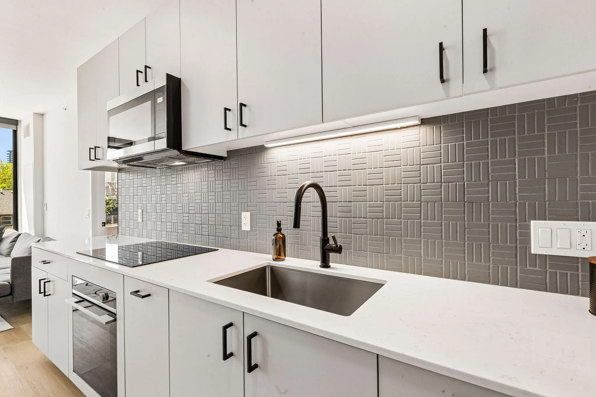 1100 W Grand Ave, , 60642, USA 60642-unit#610-Chicago-IL