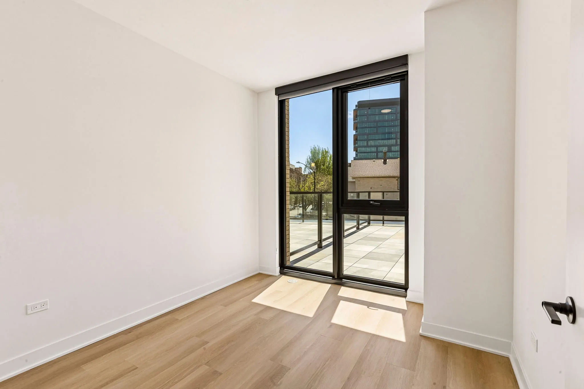 1100 W Grand Ave, , 60642, USA 60642-unit#208-Chicago-IL