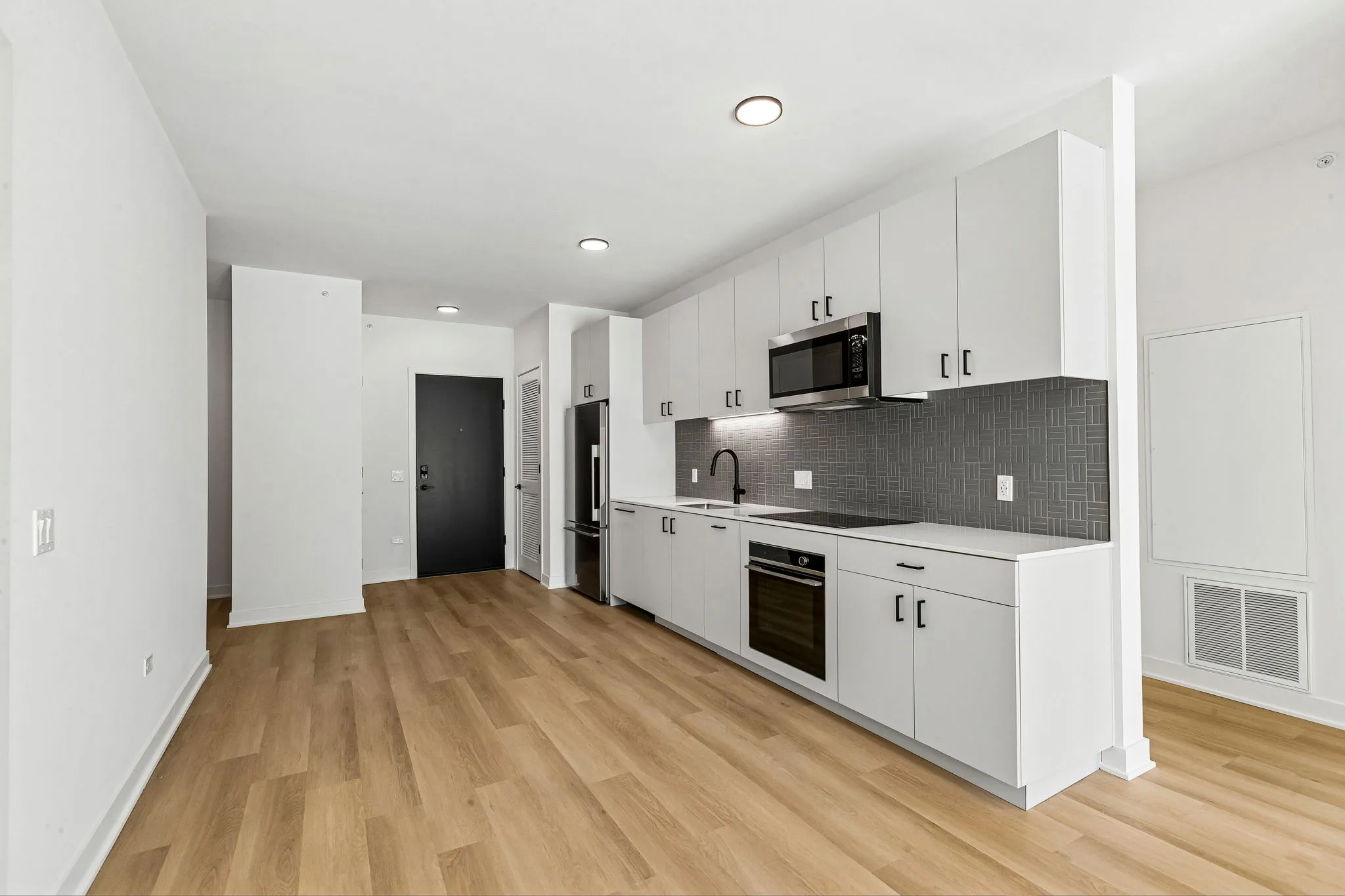 1100 W Grand Ave, , 60642, USA 60642-unit#511-Chicago-IL
