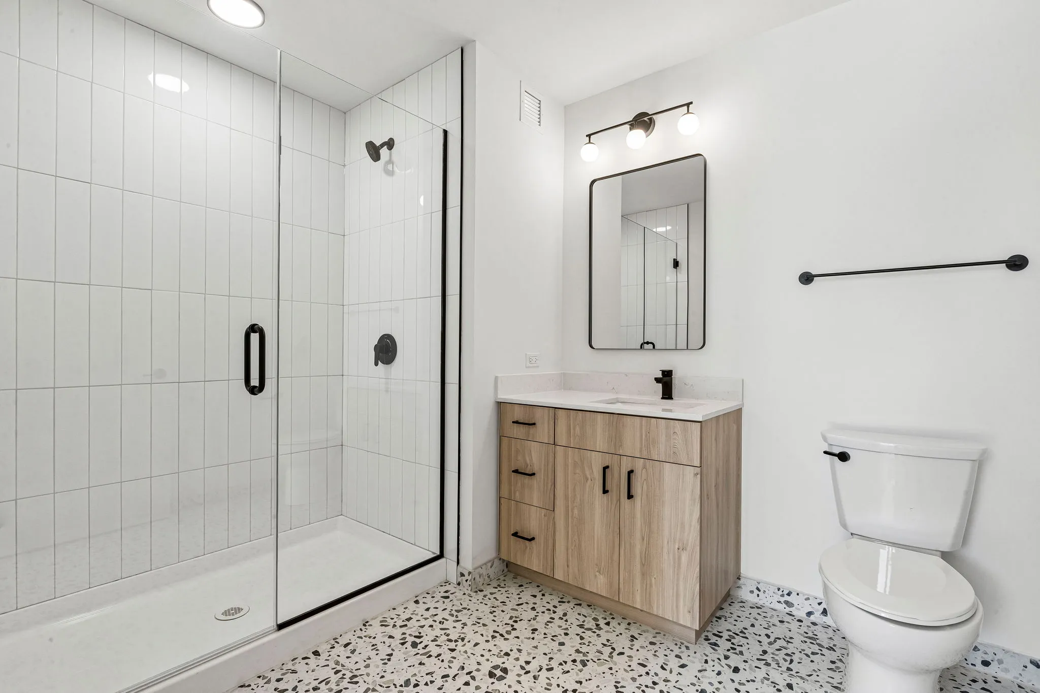 1100 W Grand Ave, , 60642, USA 60642-unit#511-Chicago-IL
