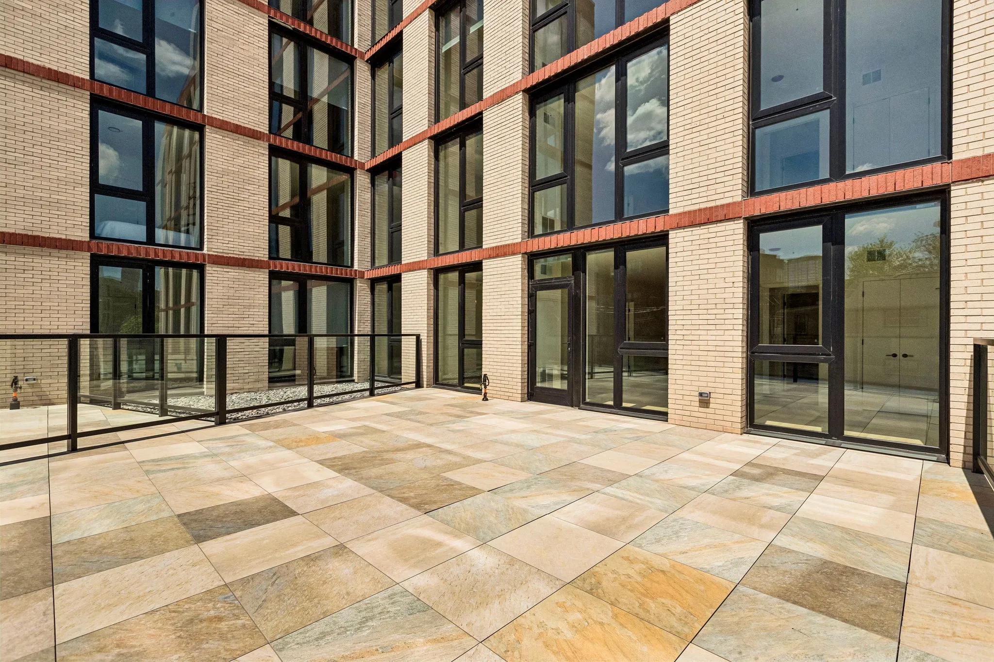 1100 W Grand Ave, , 60642, USA 60642-unit#511-Chicago-IL