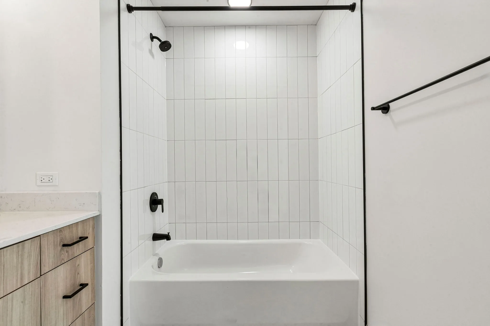 1100 W Grand Ave, , 60642, USA 60642-unit#610-Chicago-IL