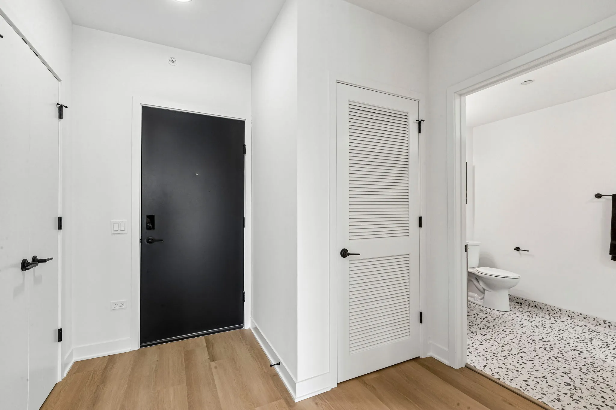 1100 W Grand Ave, , 60642, USA 60642-unit#610-Chicago-IL