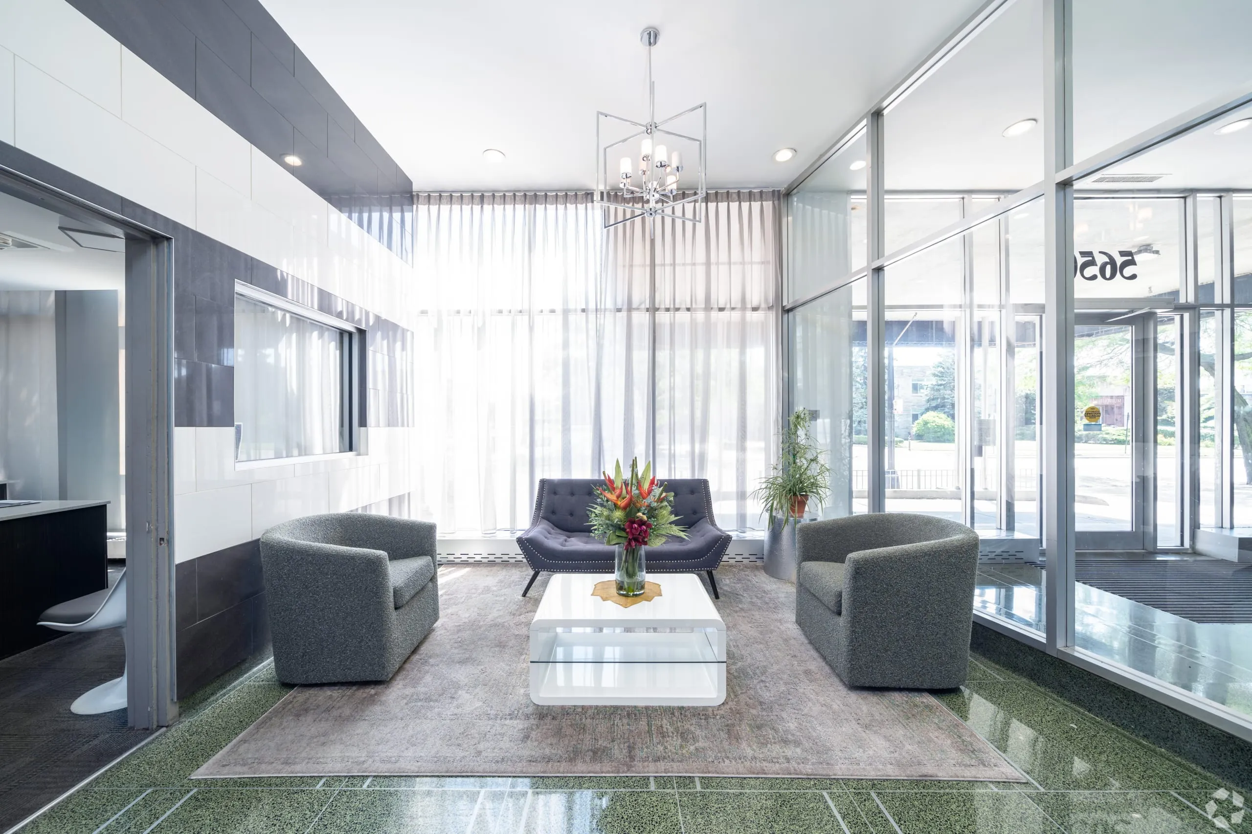 5649 N Sheridan Rd, , 60660, USA 60660-unit#016A-Chicago-IL