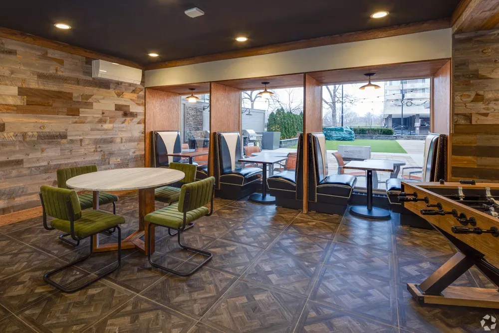Western, 430 S Western Ave, ,  60612, USA 60660-unit#016C-Chicago-IL