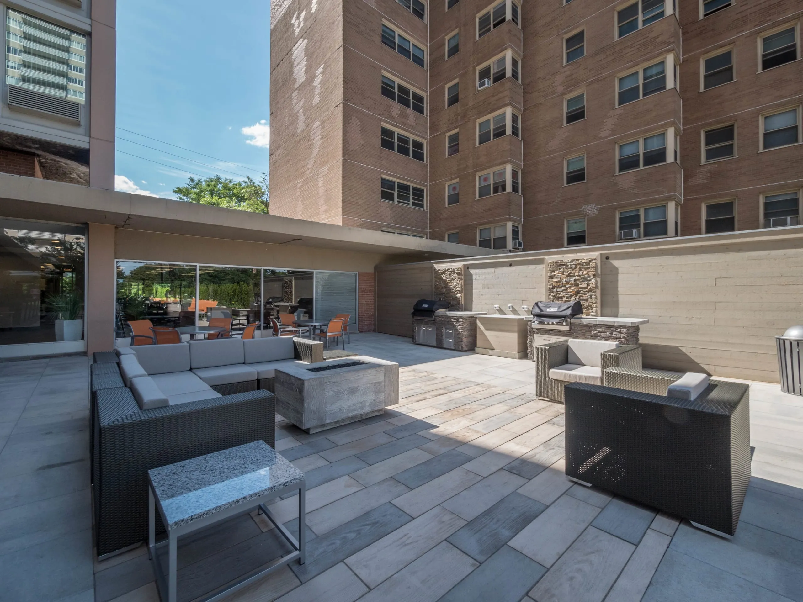 5600 N Sheridan Rd, ,  60660, USA 60660-unit#013F-Chicago-IL