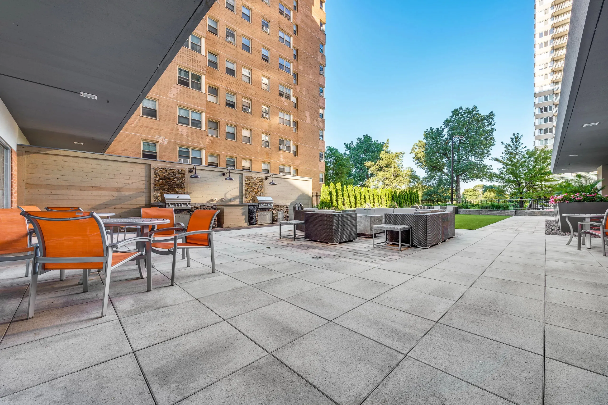 5600 N Sheridan Rd, ,  60660, USA 60660-unit#013F-Chicago-IL
