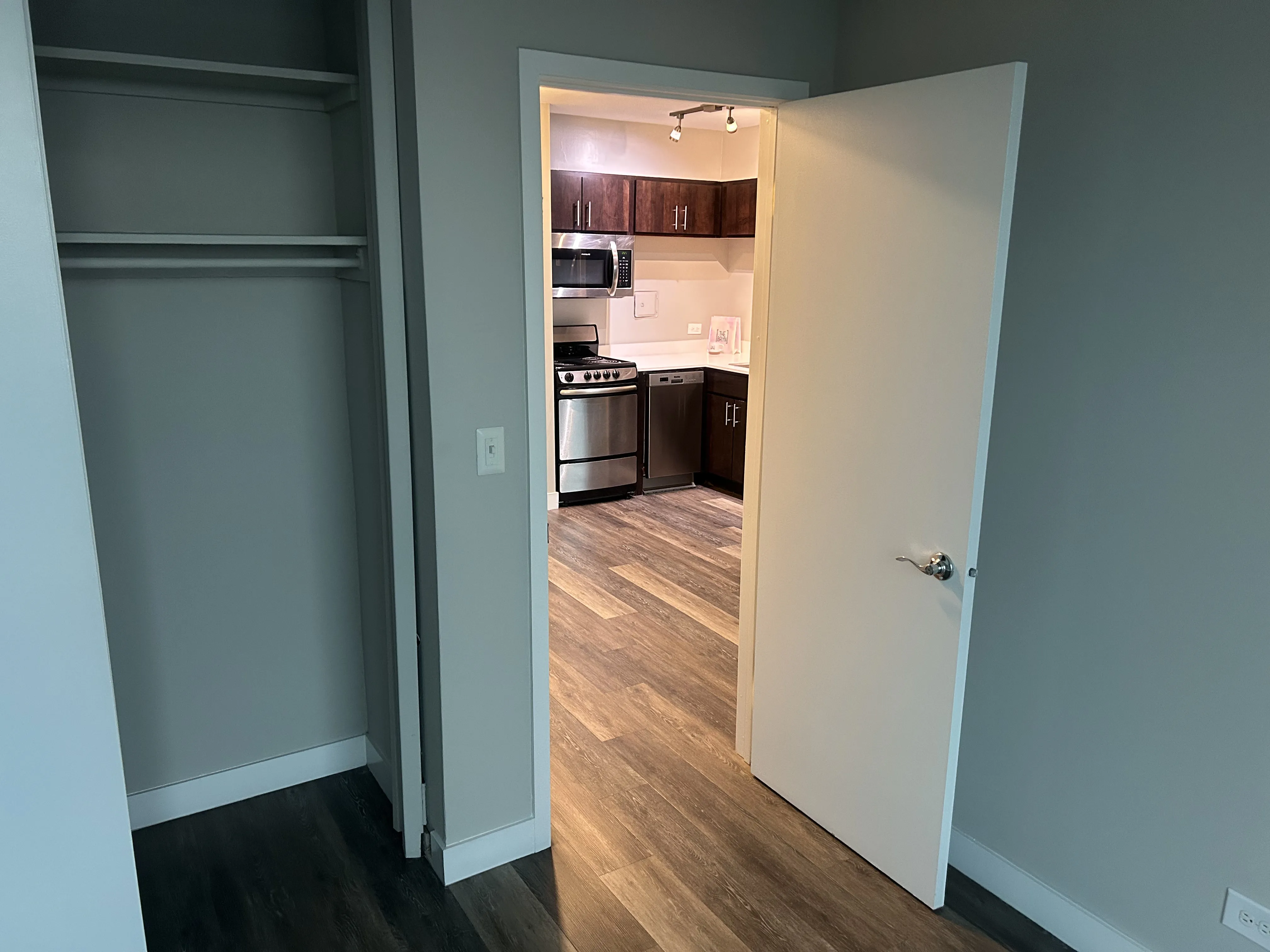 5600 N Sheridan Rd, ,  60660, USA 60660-unit#013F-Chicago-IL