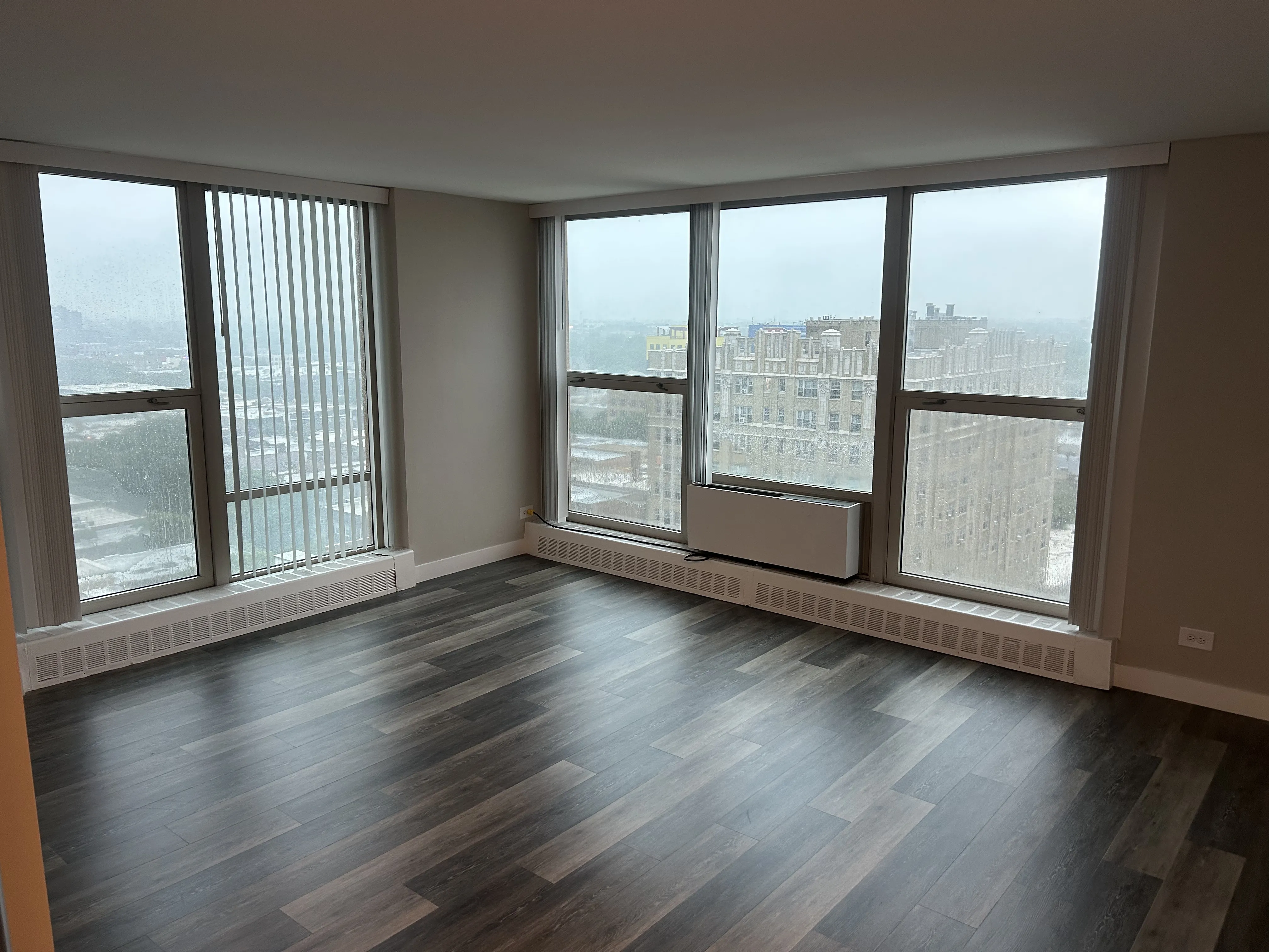 5600 N Sheridan Rd, ,  60660, USA 60660-unit#013F-Chicago-IL