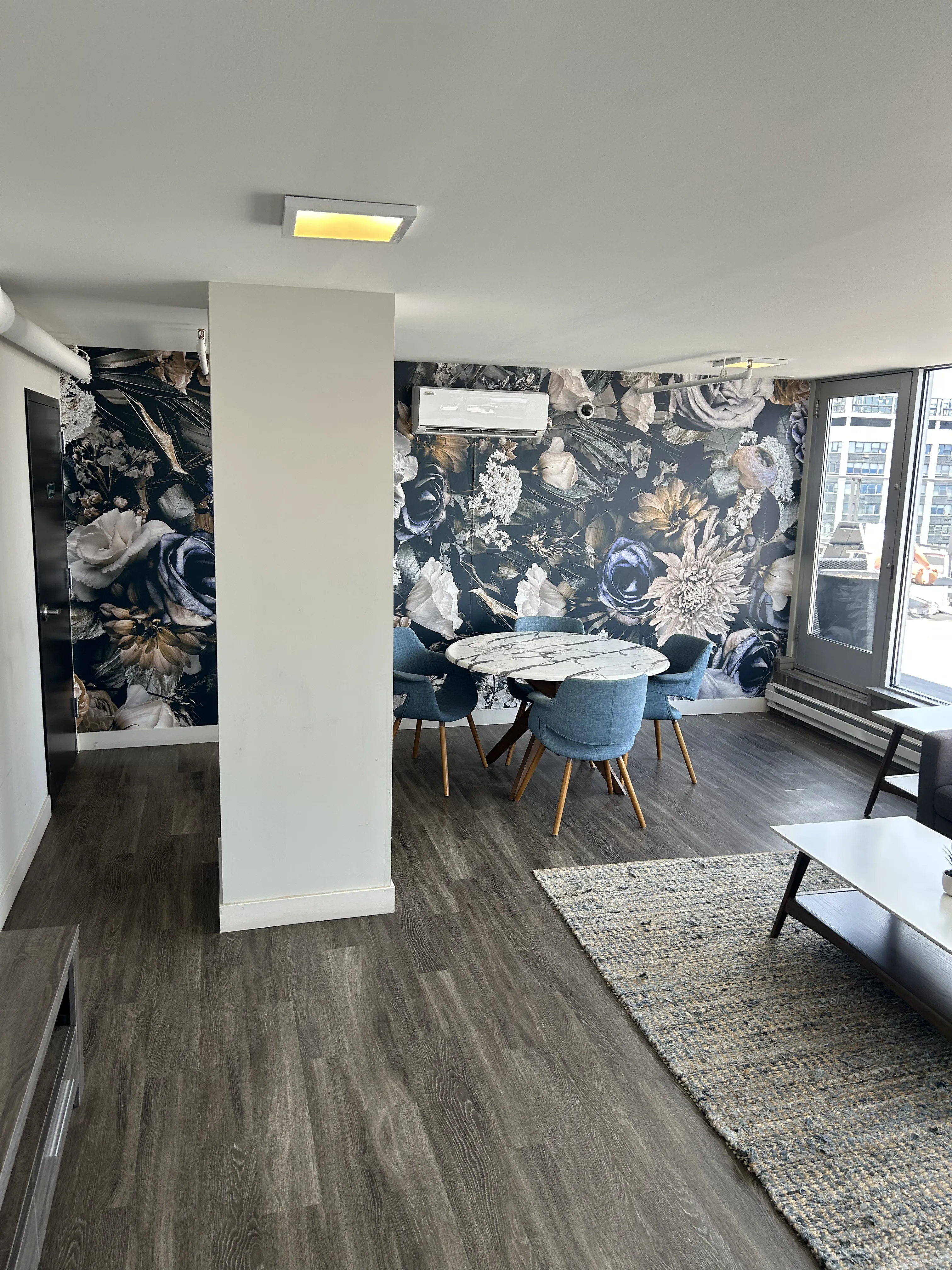 2555 N Clark St, ,  60614, USA 60614-unit#03-0503-Chicago-IL