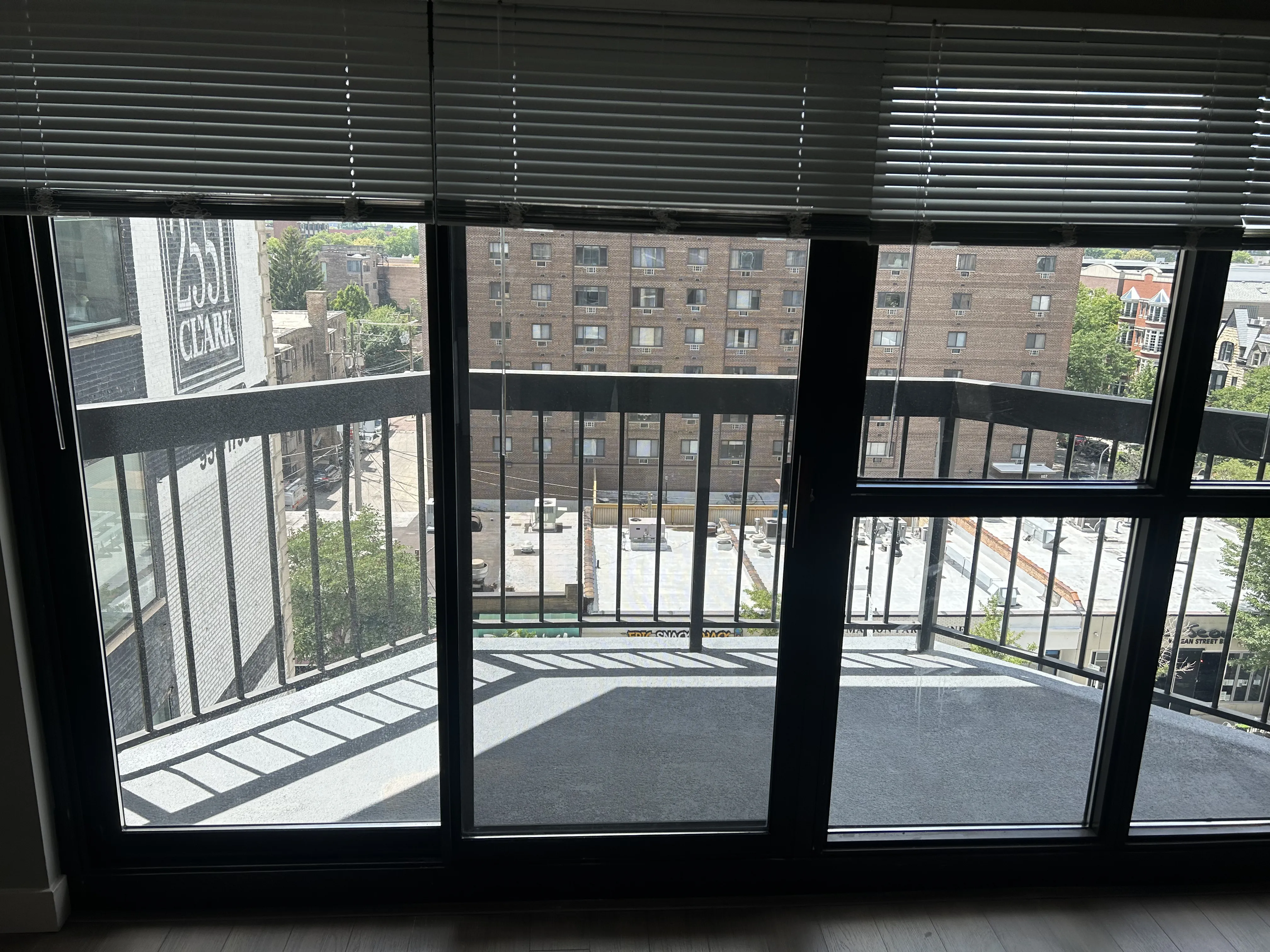 2555 N Clark St, ,  60614, USA 60614-unit#03-0503-Chicago-IL