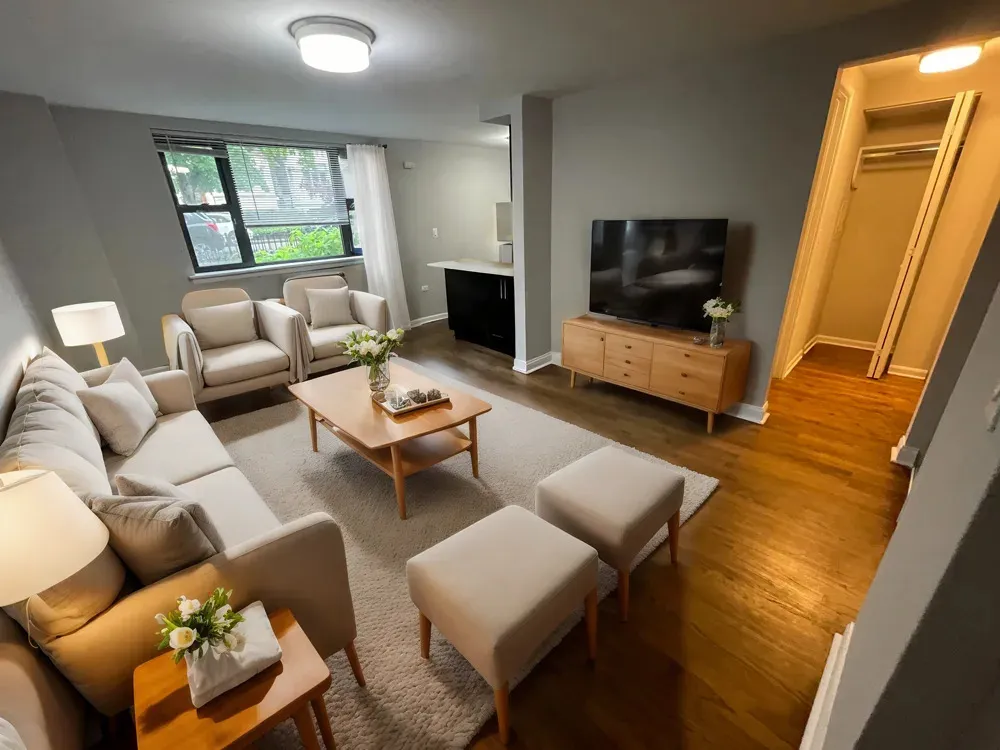 525 W Oakdale Ave, ,  60657, USA 60657-unit#0514-Chicago-IL