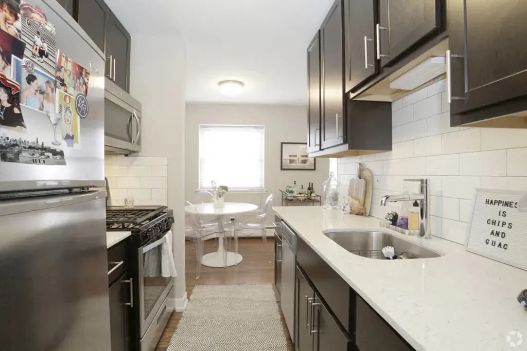 525 W Oakdale Ave, , 60657, USA 60657-unit#0514-Chicago-IL