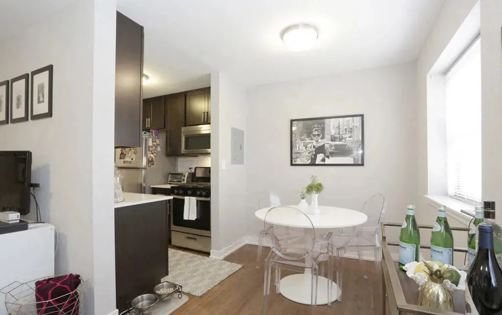 525 W Oakdale Ave, , 60657, USA 60657-unit#0316-Chicago-IL