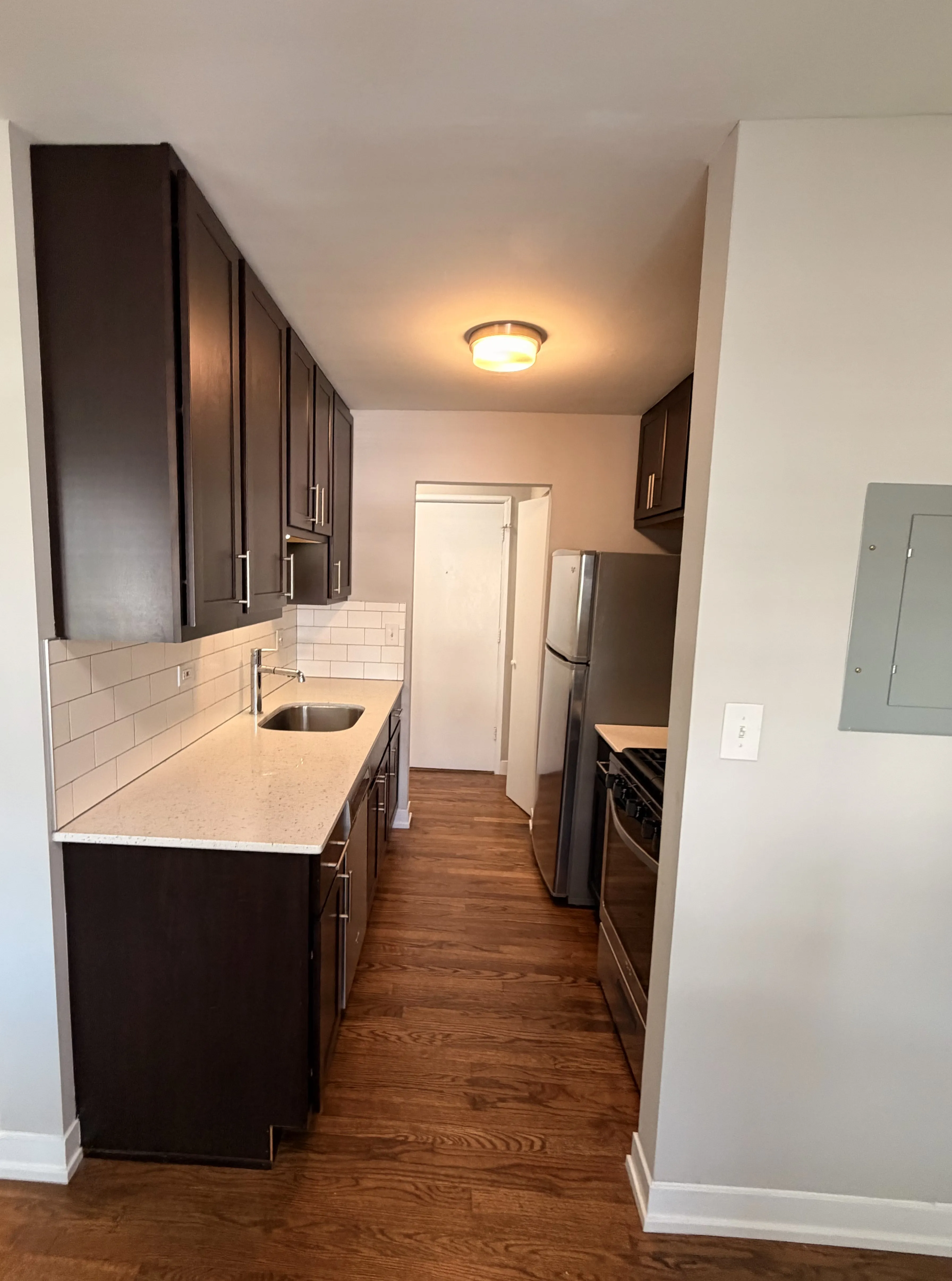 525 W Oakdale Ave, ,  60657, USA 60657-unit#0512-Chicago-IL