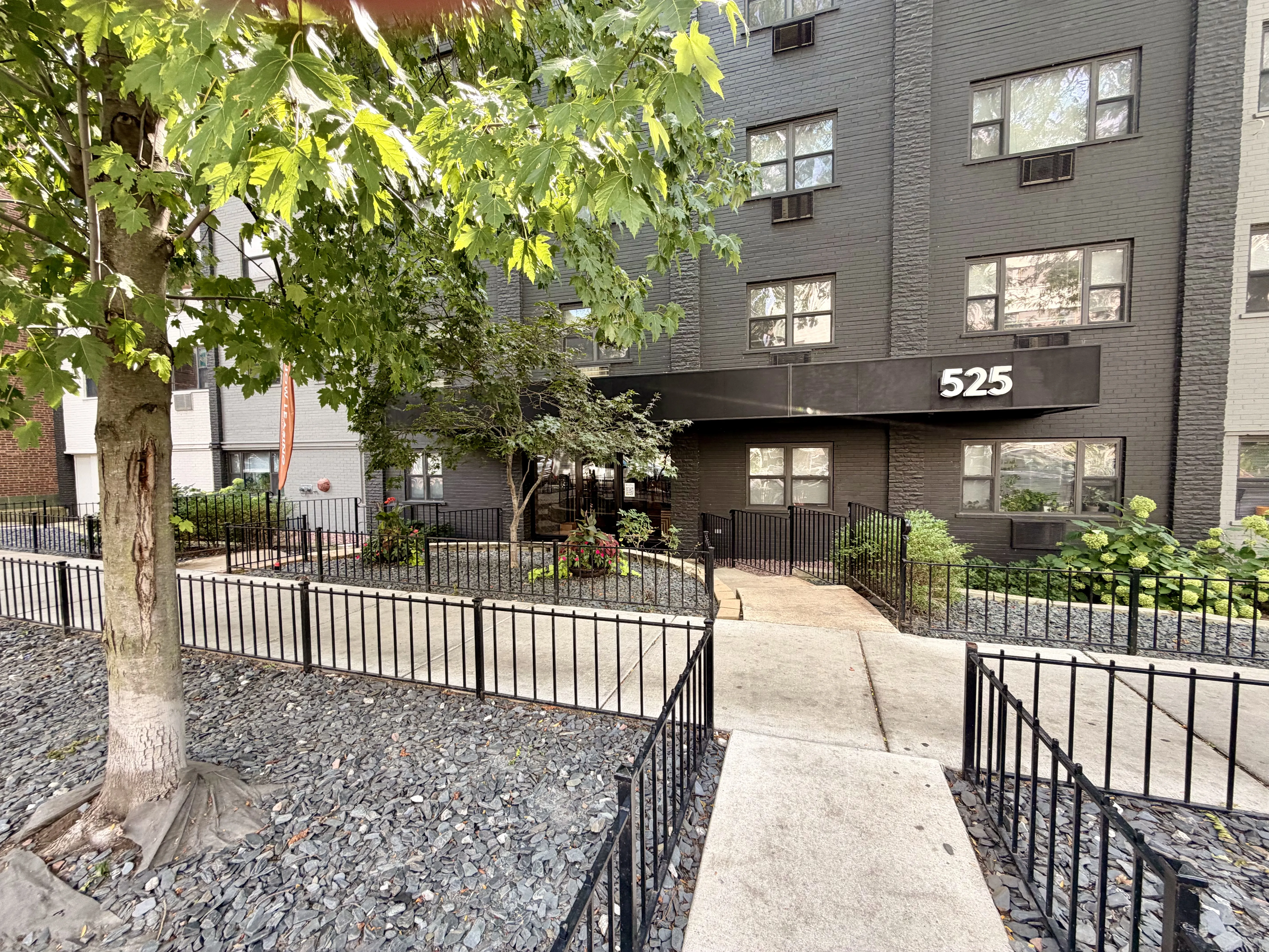 525 W Oakdale Ave, , 60657, USA 60657-unit#0316-Chicago-IL
