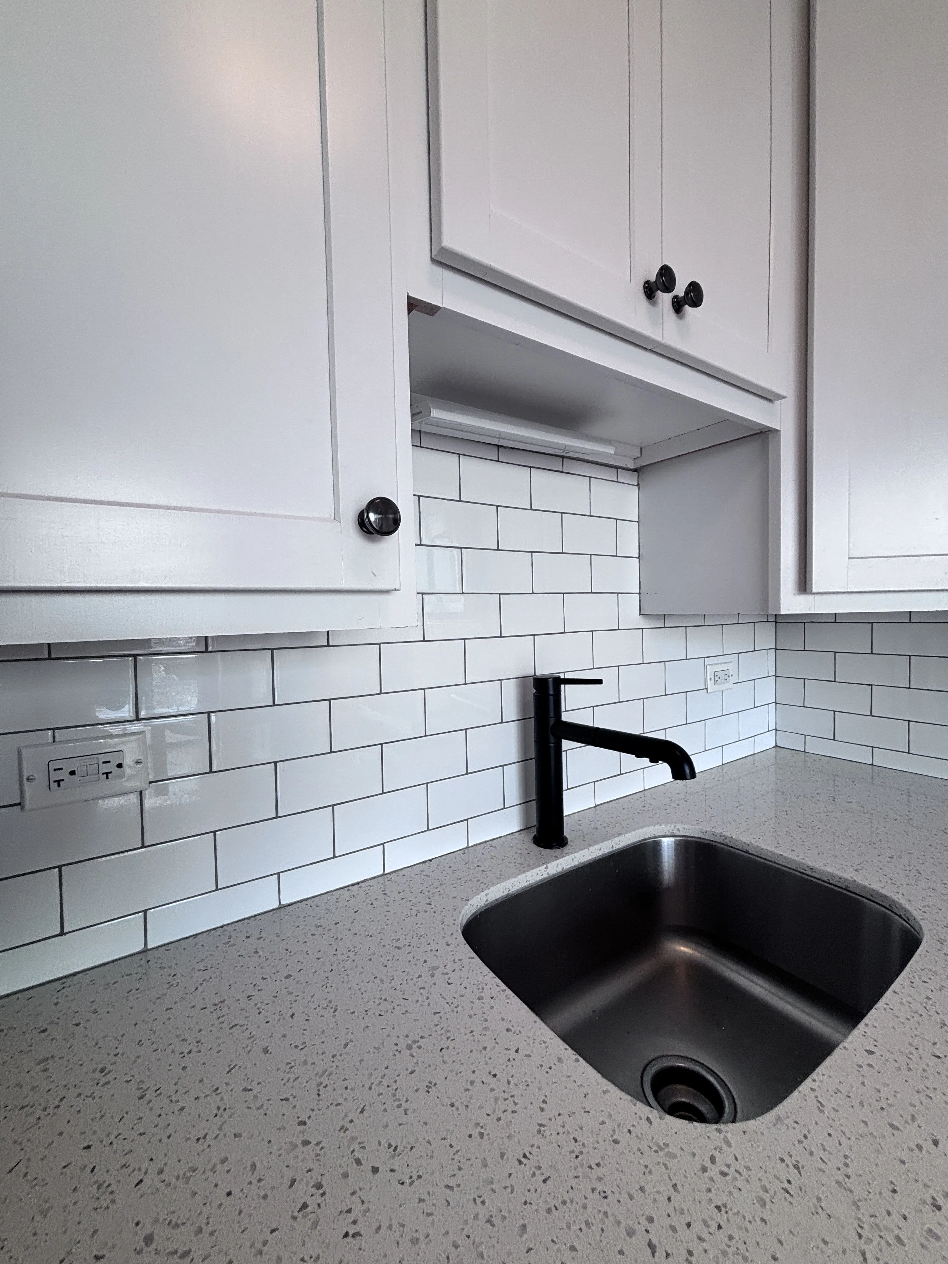 5910 N Sheridan Rd, , 60660, USA 60660-unit#0705-Chicago-IL