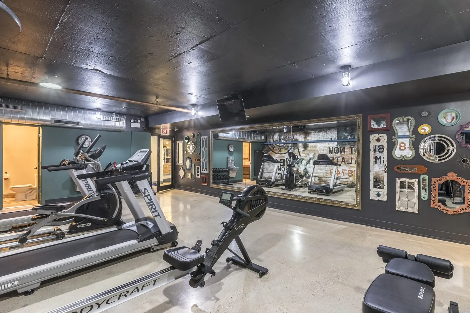 5536 N Sheridan Rd, ,  60640, USA 60640-unit#03-0301-Chicago-IL
