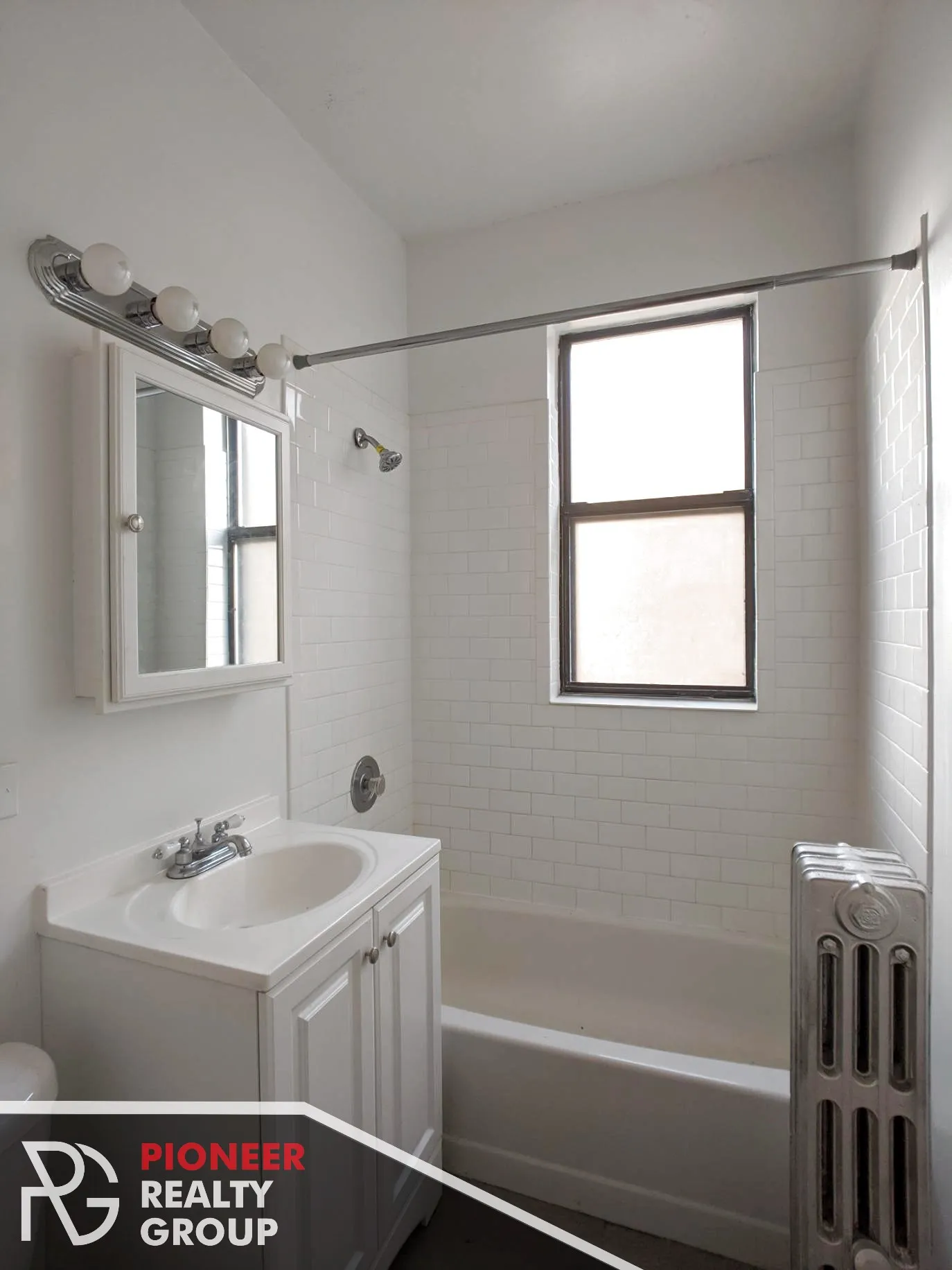 1534 N Kedzie Ave, , 60651, USA 60651-unit#1G-Chicago-IL
