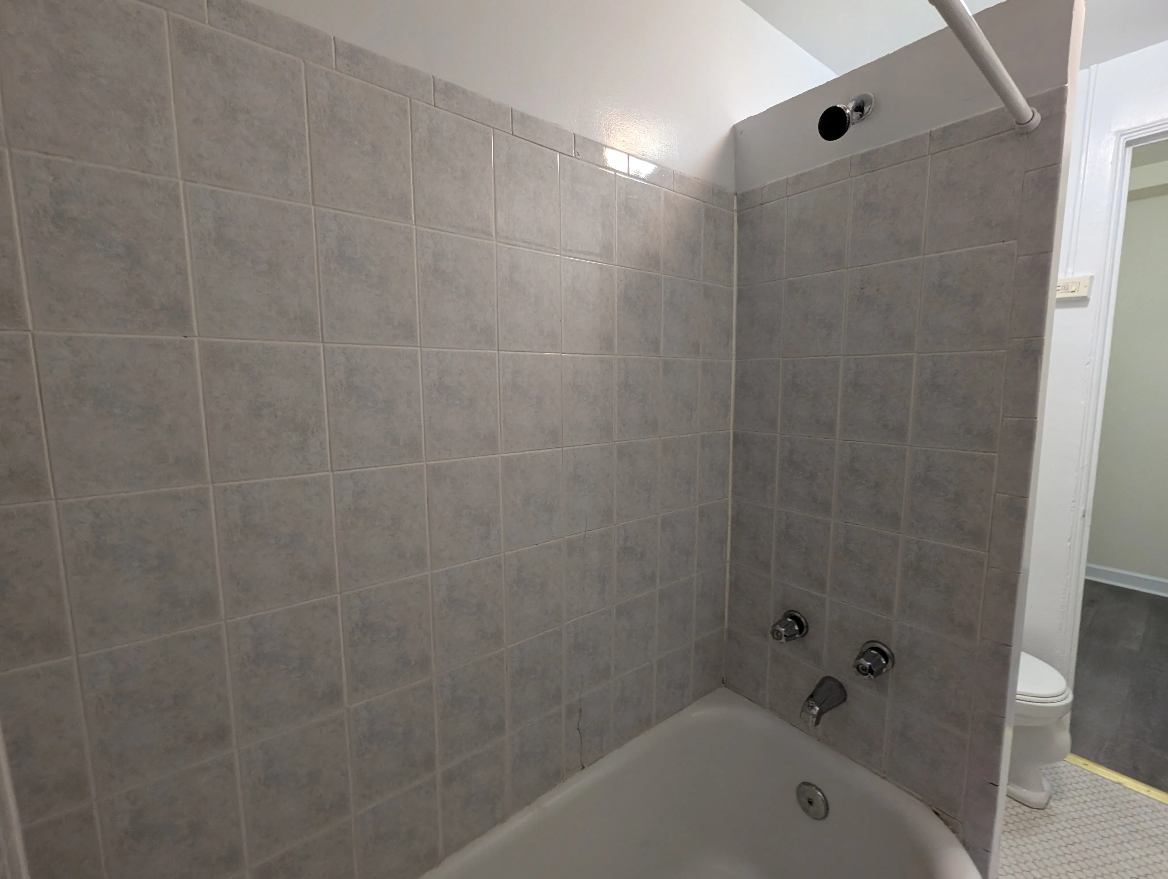 5417 N Kenmore Ave, , 60640, USA 60640-unit#404-Chicago-IL