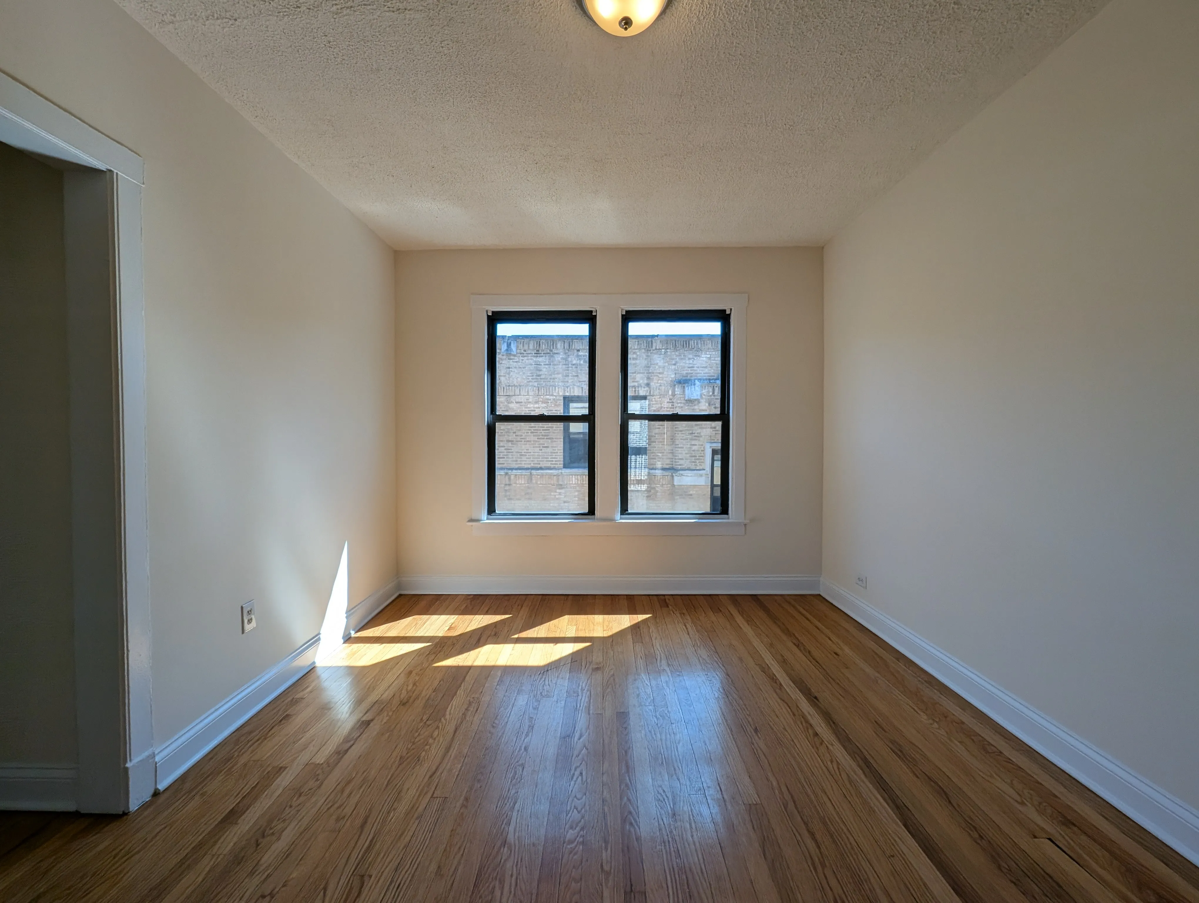2653 N Spaulding Ave, , 60647, USA 60647-unit#2E-Chicago-IL