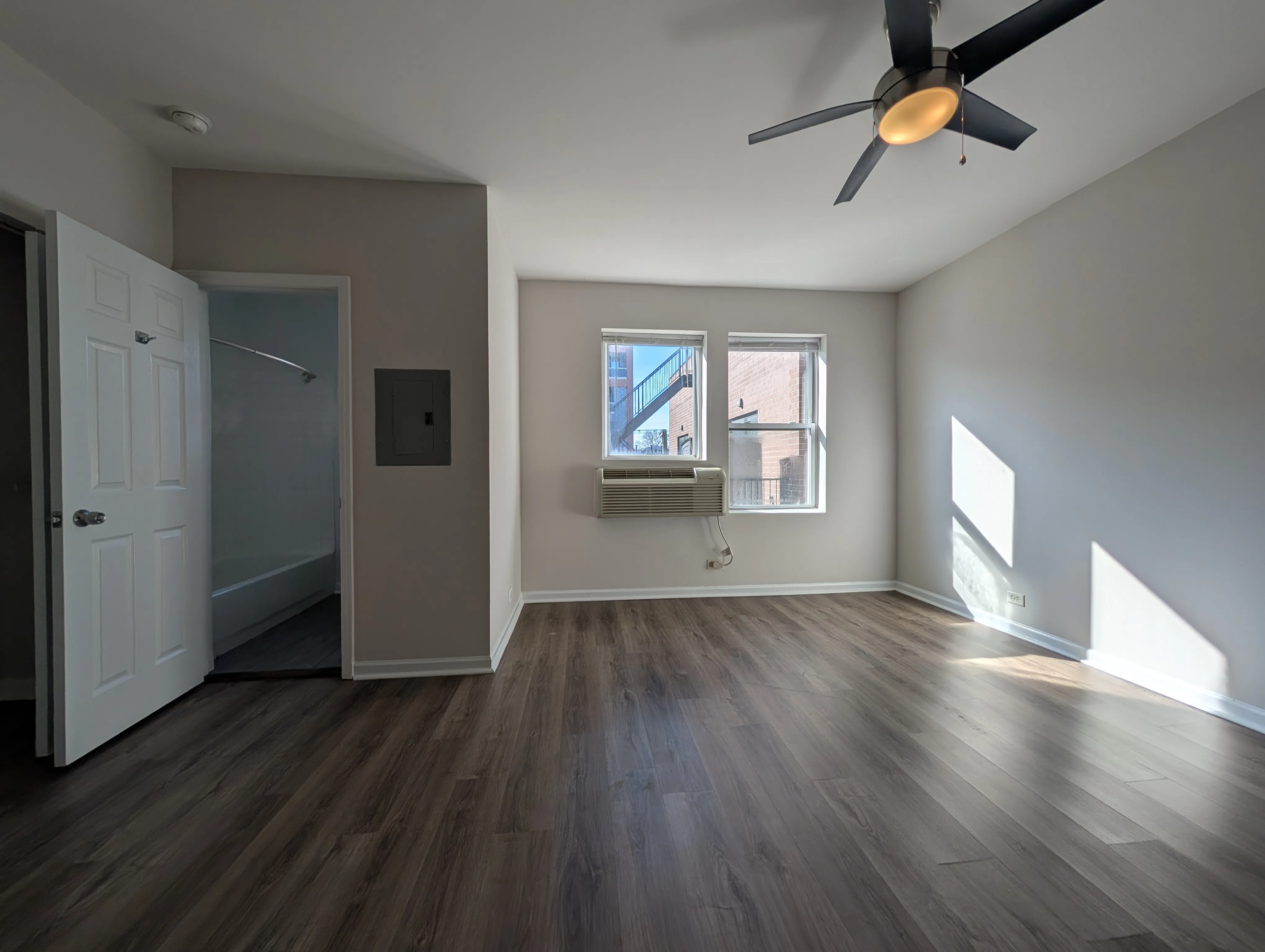 1627 N Humboldt Blvd, ,  60647, USA 60647-unit#3H-Chicago-IL
