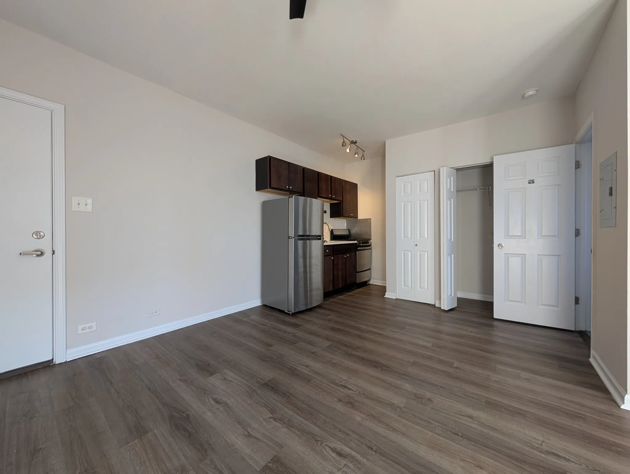 1627 N Humboldt Blvd, ,  60647, USA 60647-unit#4H-Chicago-IL