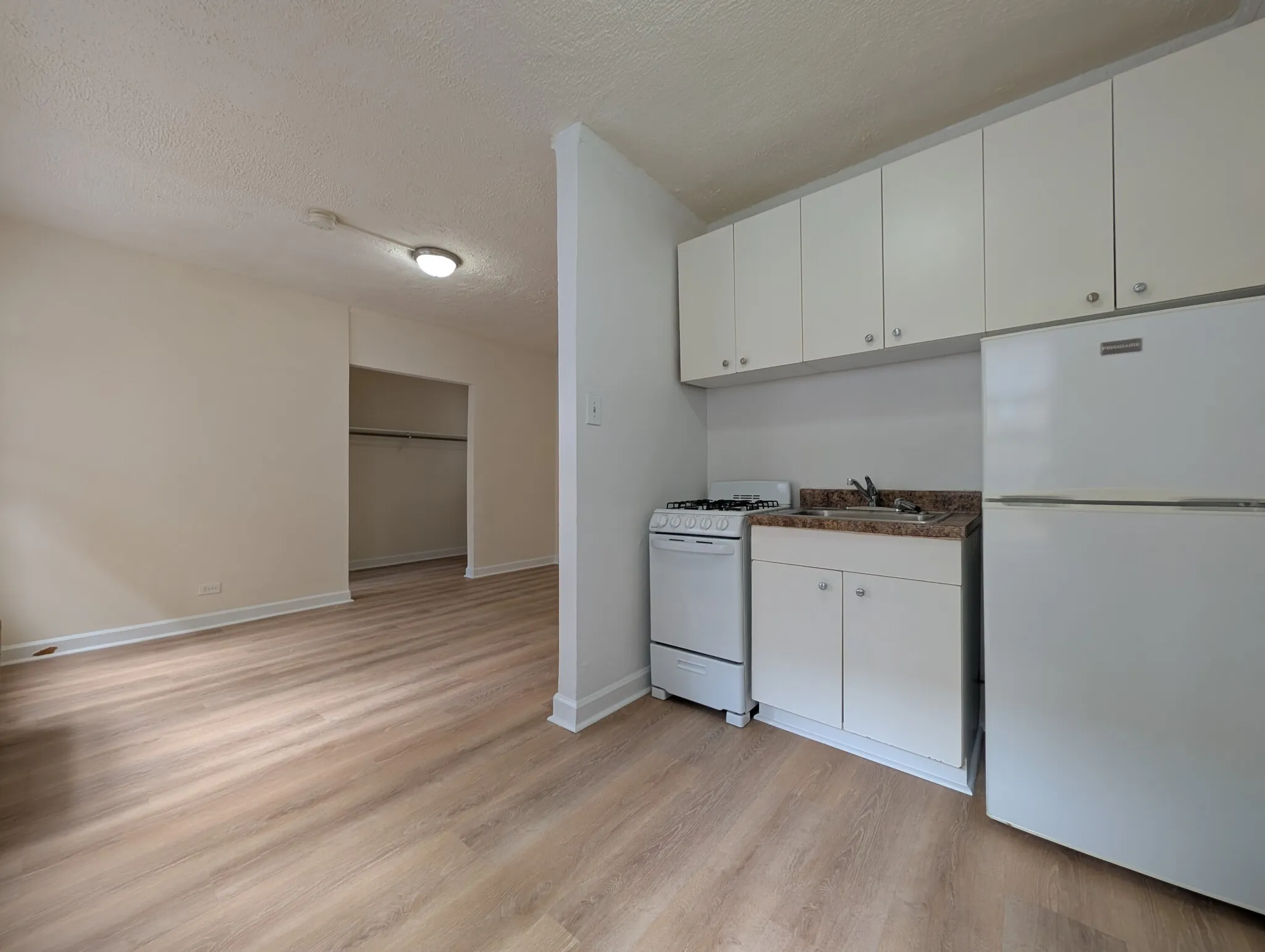 5417 N Kenmore Ave, ,  60640, USA 60640-unit#311-Chicago-IL