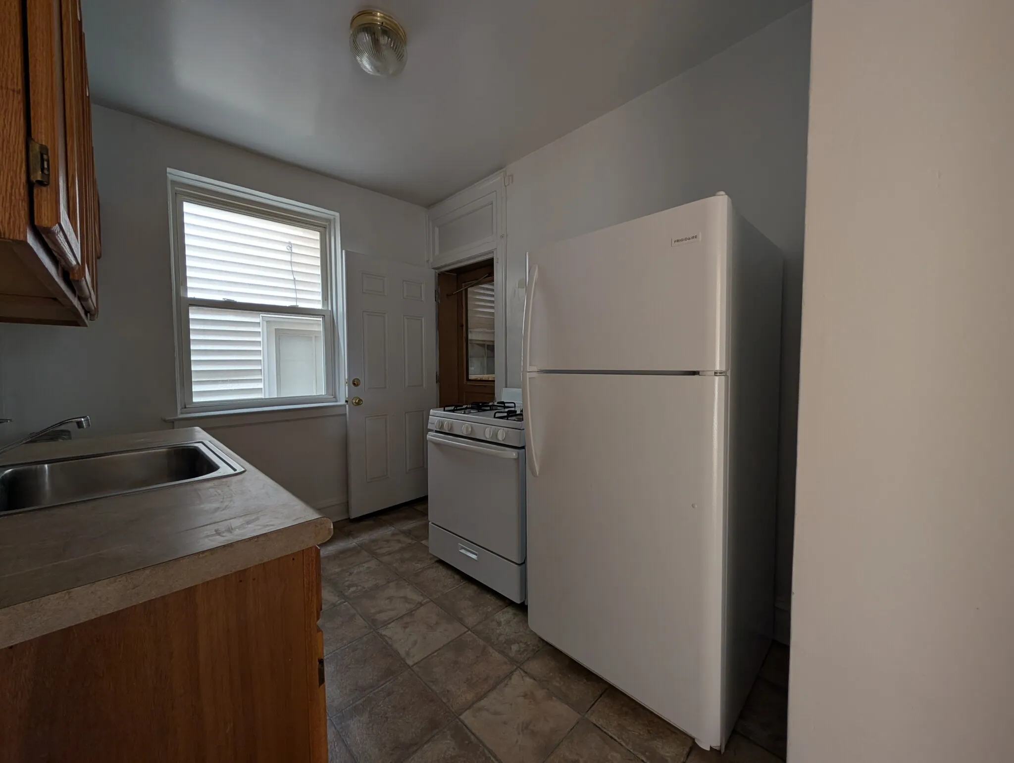 2948 N Albany Ave, ,  60618, USA 60618-unit#1W-Chicago-IL