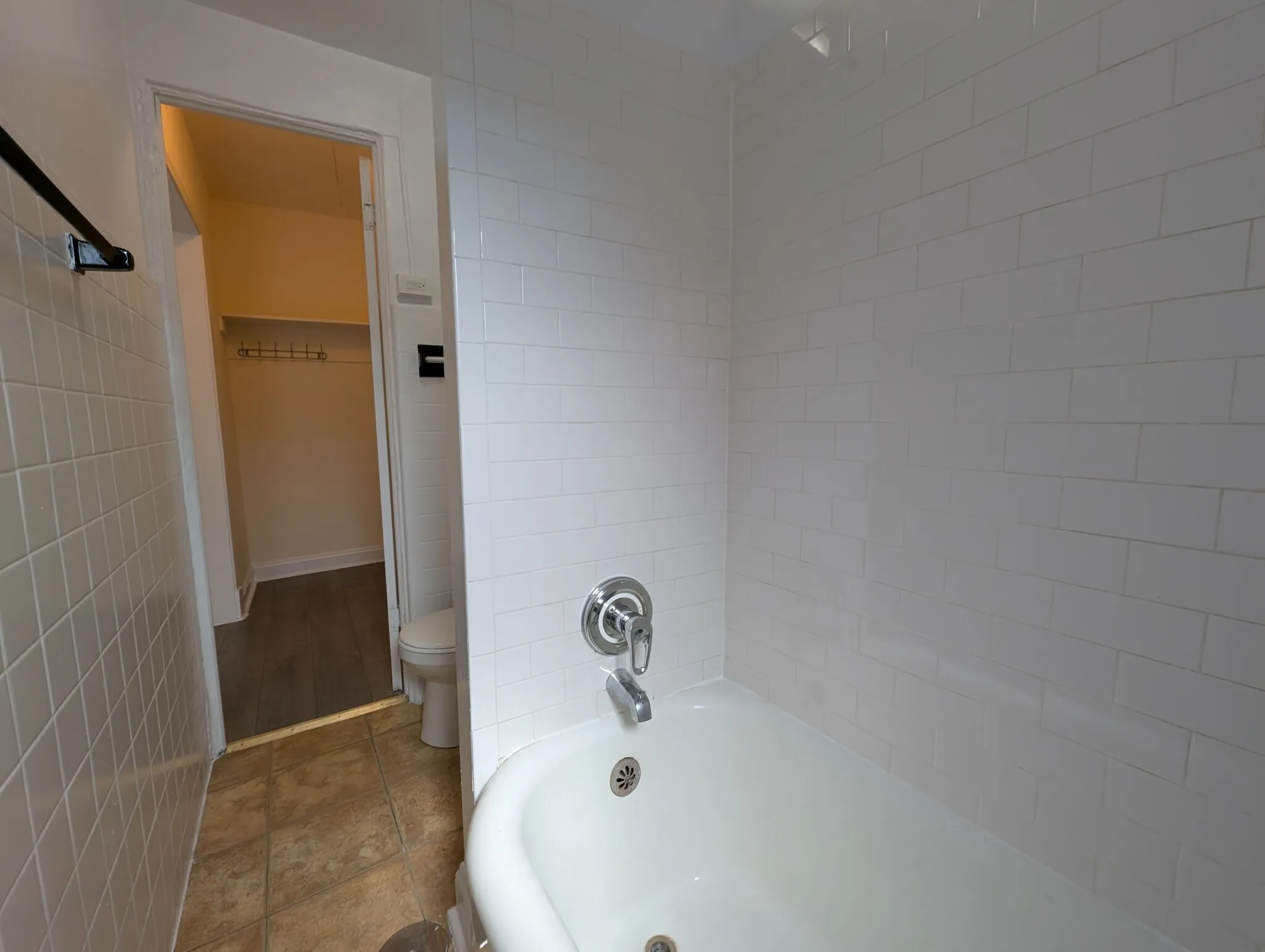 5417 N Kenmore Ave, ,  60640, USA 60640-unit#303-Chicago-IL