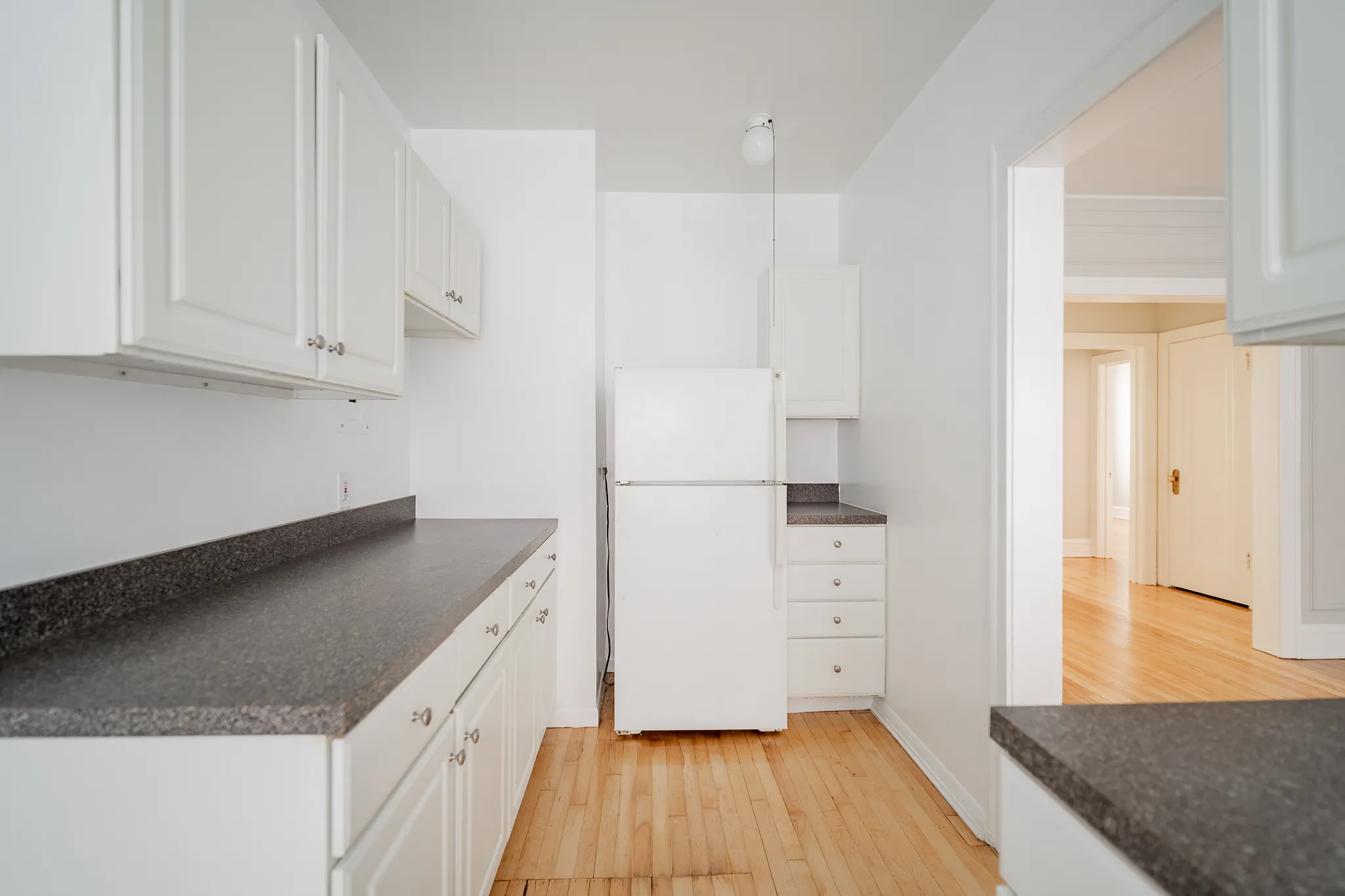 534 Hinman Ave, , 60202, USA 60202-unit#E3-Evanston-IL