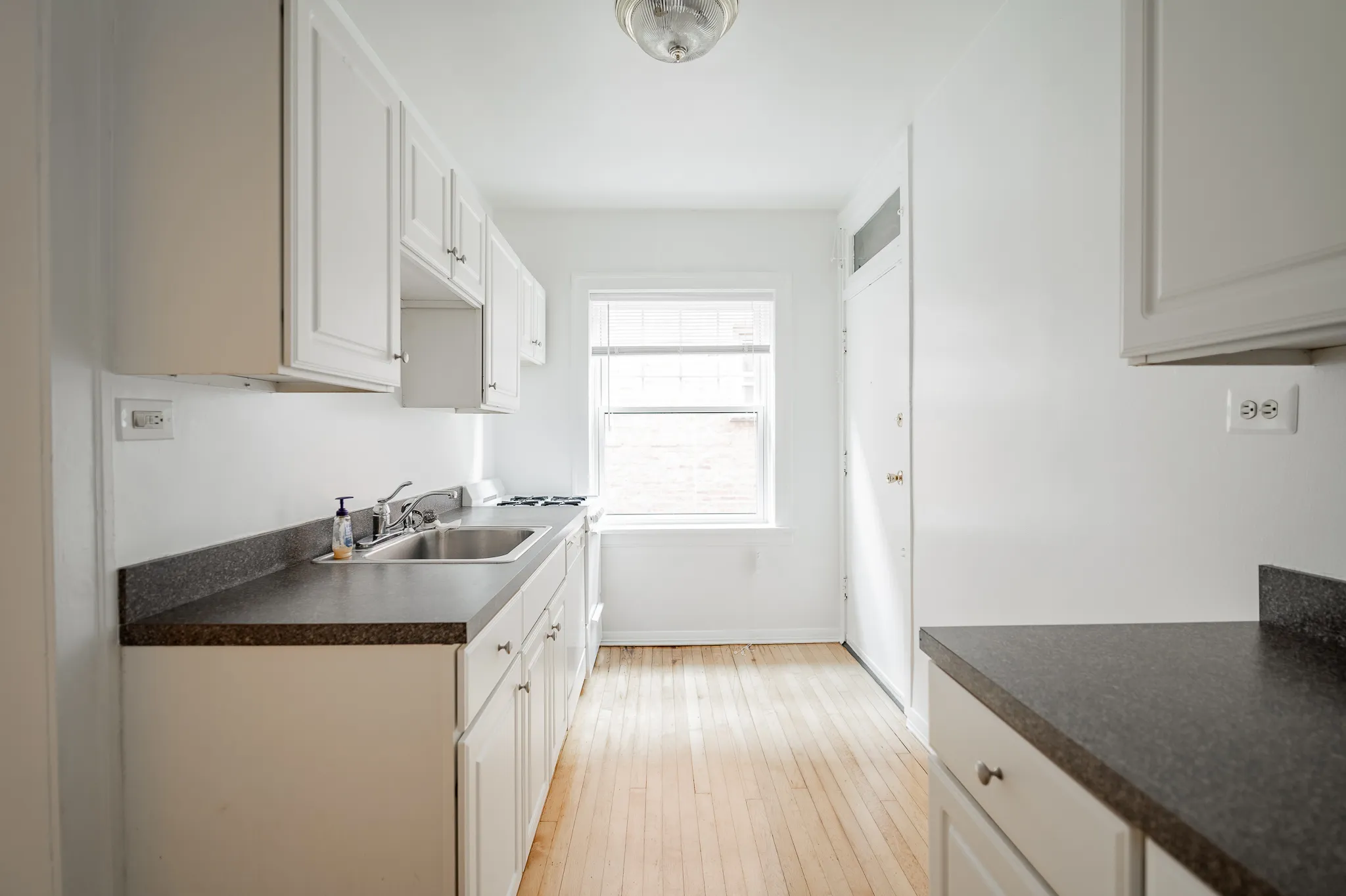 534 Hinman Ave, , 60202, USA 60202-unit#E3-Evanston-IL