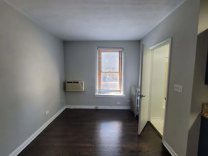 3524 N Marshfield Ave, ,  60657, USA 60657-unit#3E-Chicago-IL