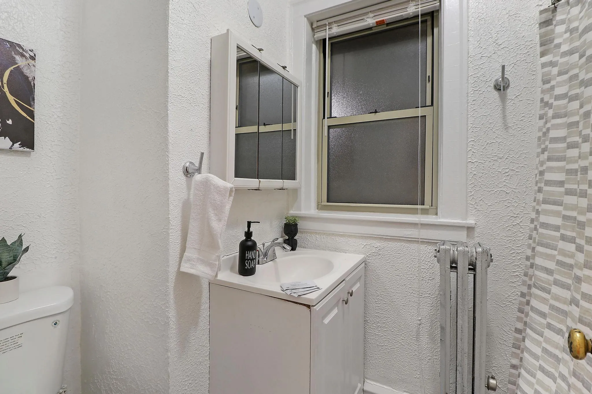 5119 W Montrose Ave, ,  60641, USA 60641-unit#B-Chicago-IL