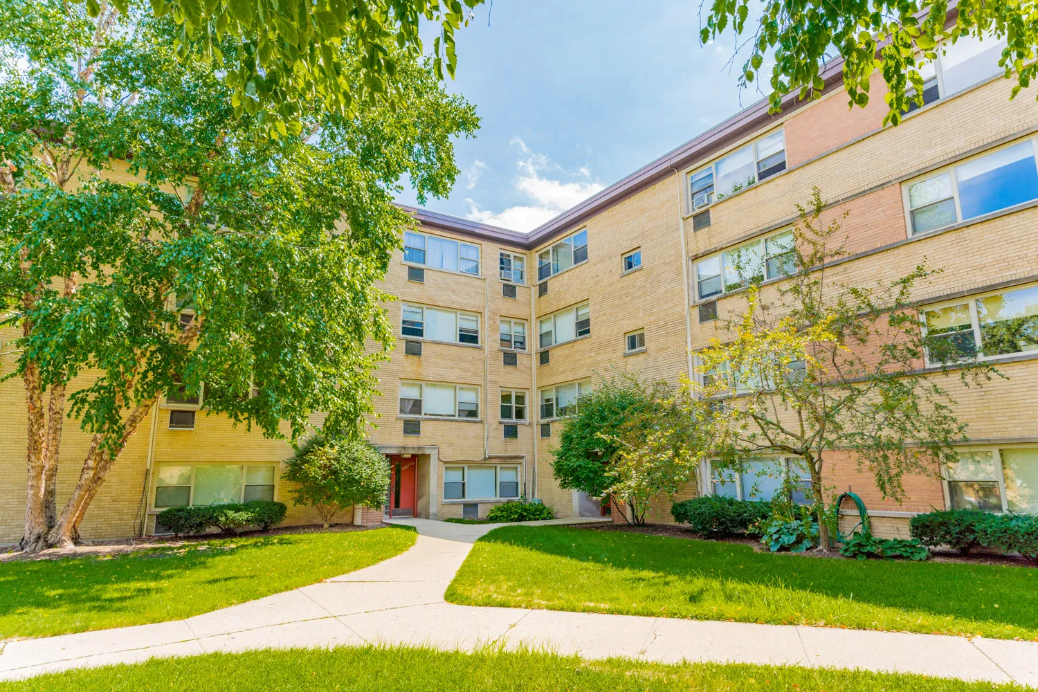4901 Crain St, Skokie,  60077, USA 60077-unit#3-Chicago-IL