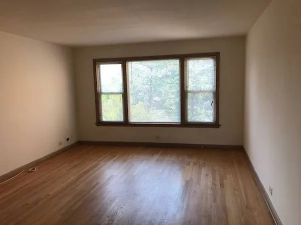 4901 Crain St, Skokie, 60077, USA 60077-unit#2-Chicago-IL
