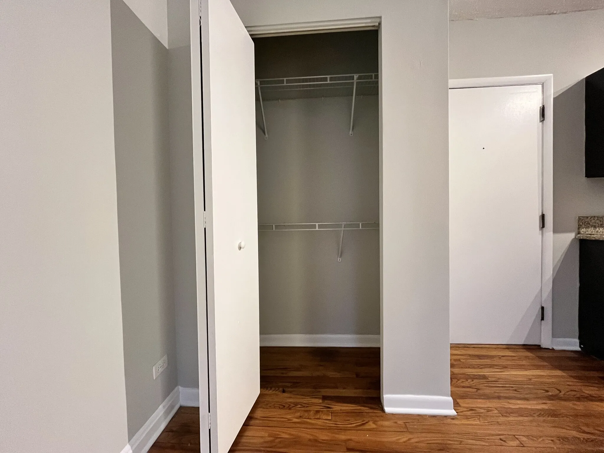 3524 N Marshfield Ave, ,  60657, USA 60657-unit#3E-Chicago-IL