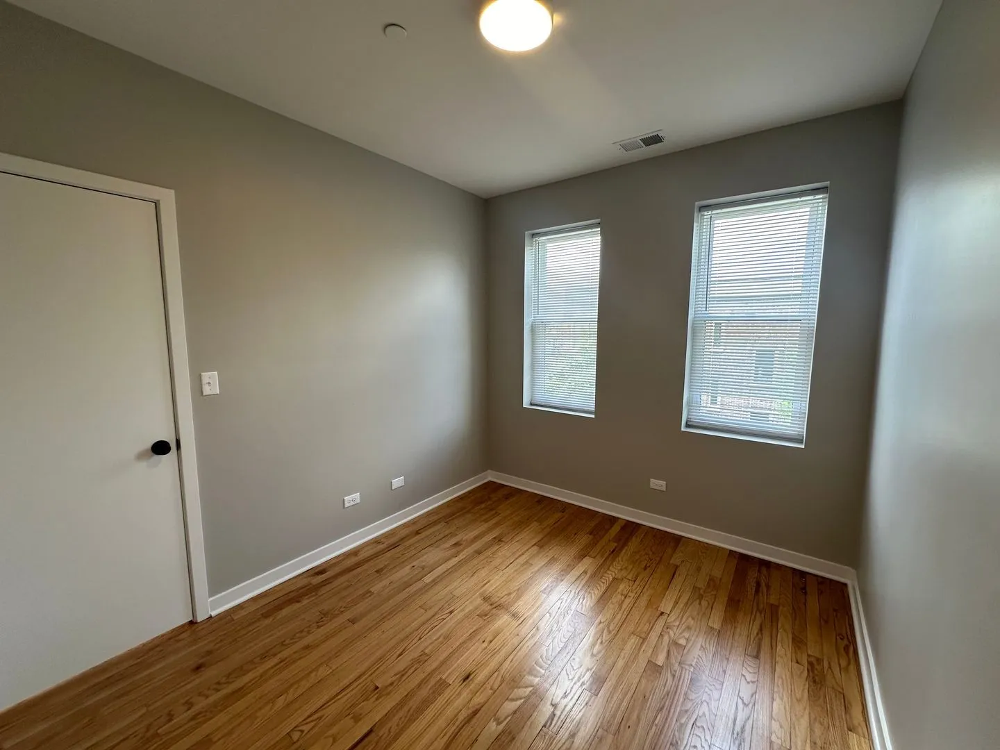 3055 W Leland Ave, ,  60625, USA 60625-unit#307-Chicago-IL